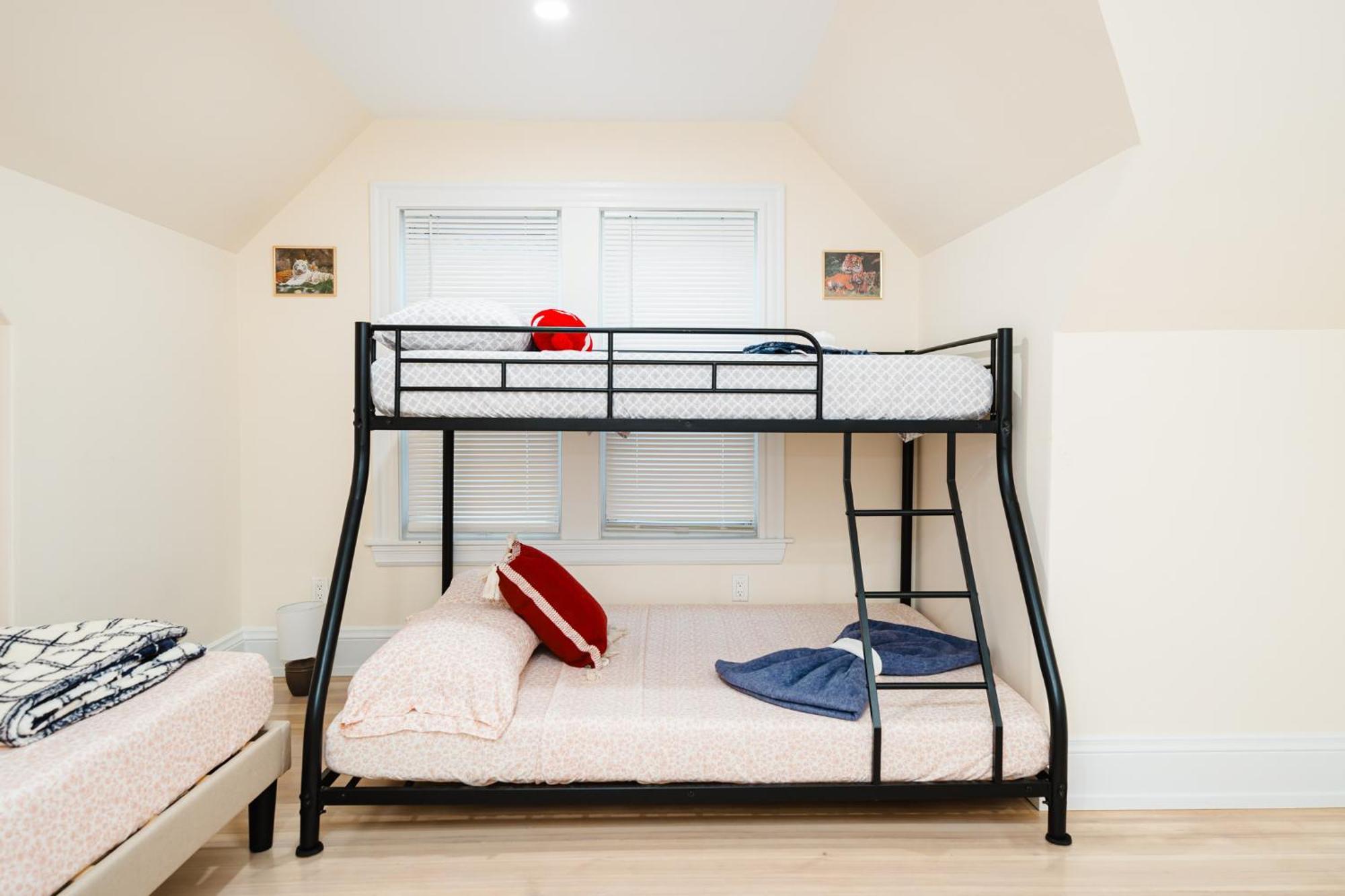 76-2 5br Cozy In *