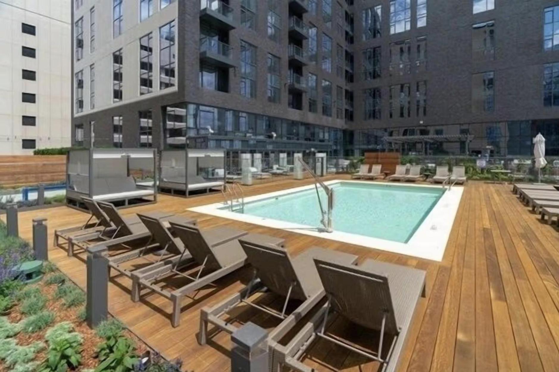 South End Luxury 2 Bedroom Boston