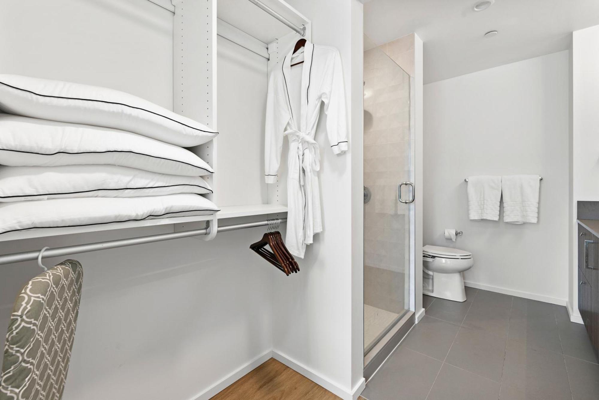 South End Luxury 2 Bedroom Apartment Boston