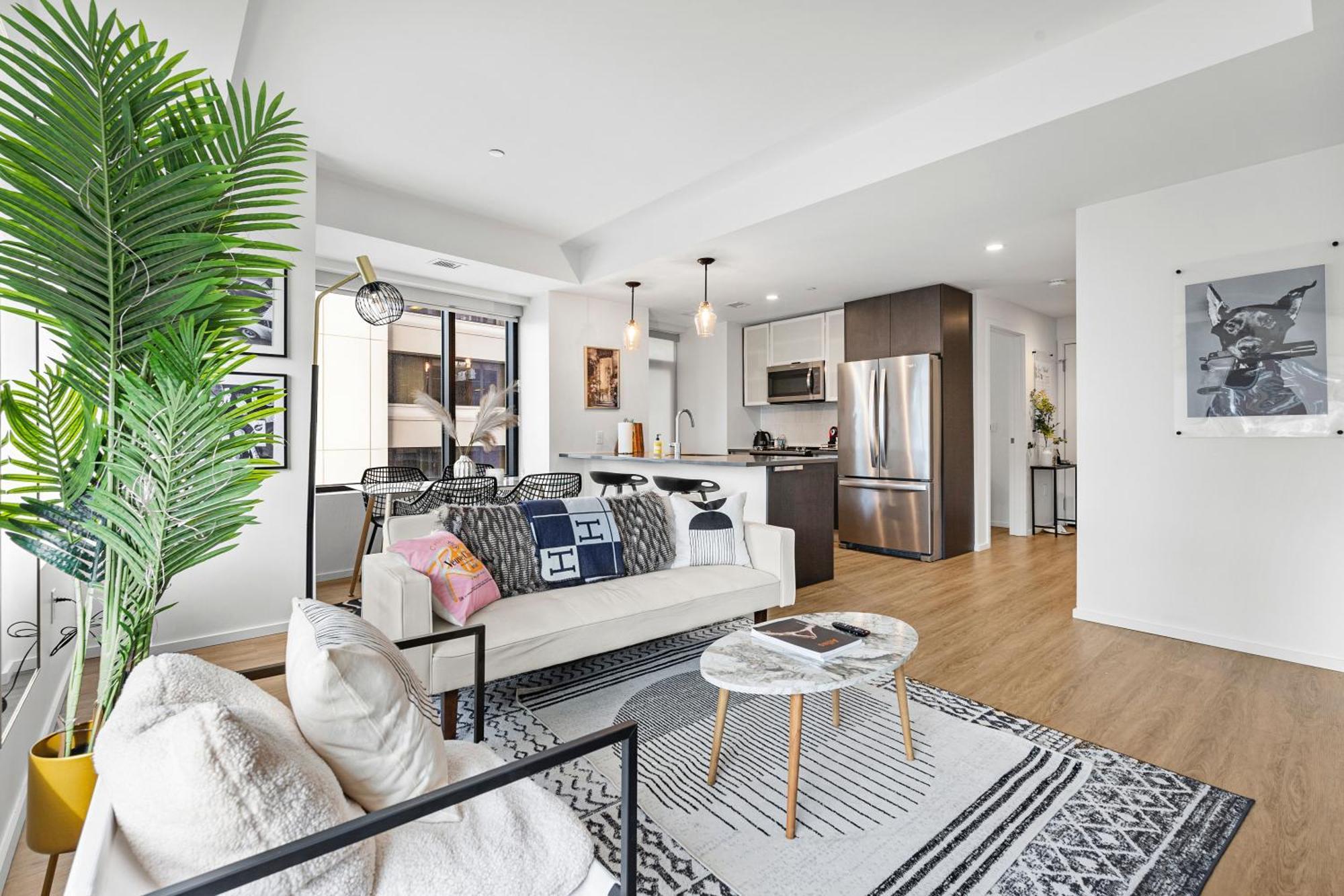 South End Luxury 2 Bedroom