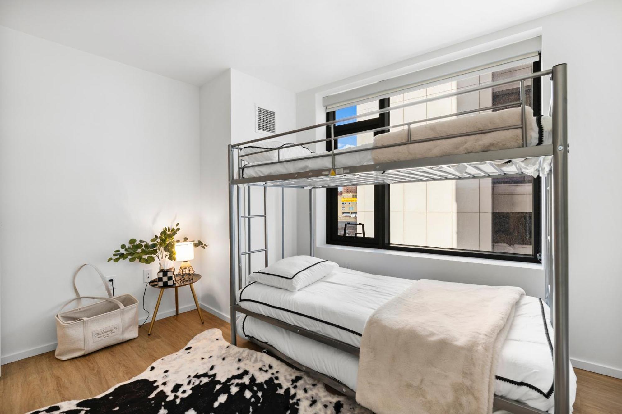 South End Luxury 2 Bedroom Boston