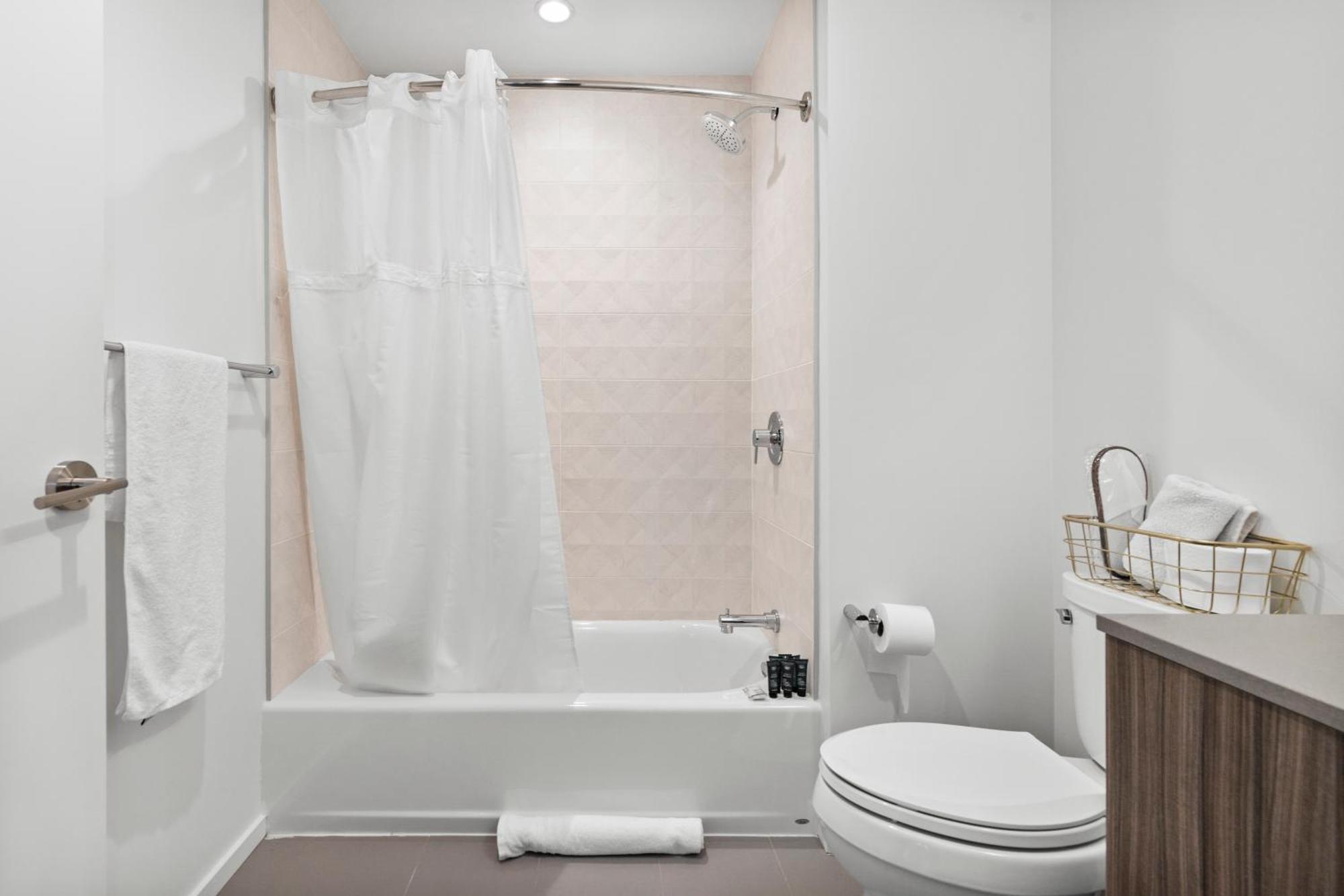South End Luxury 2 Bedroom * Boston