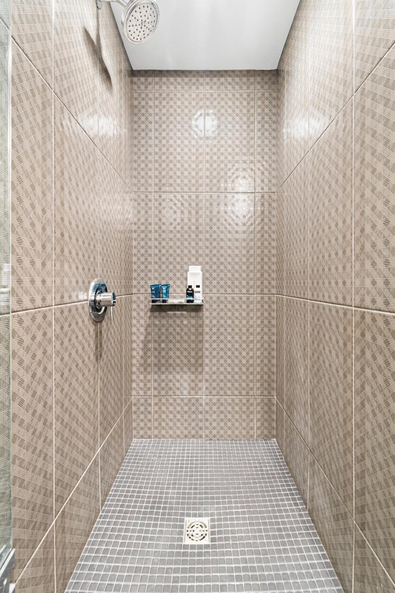 Apartment South End Luxury 2 Bedroom *