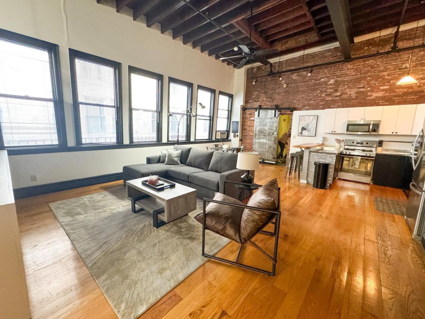 Apartment Urban Chic Retreat In Back Bay Boston