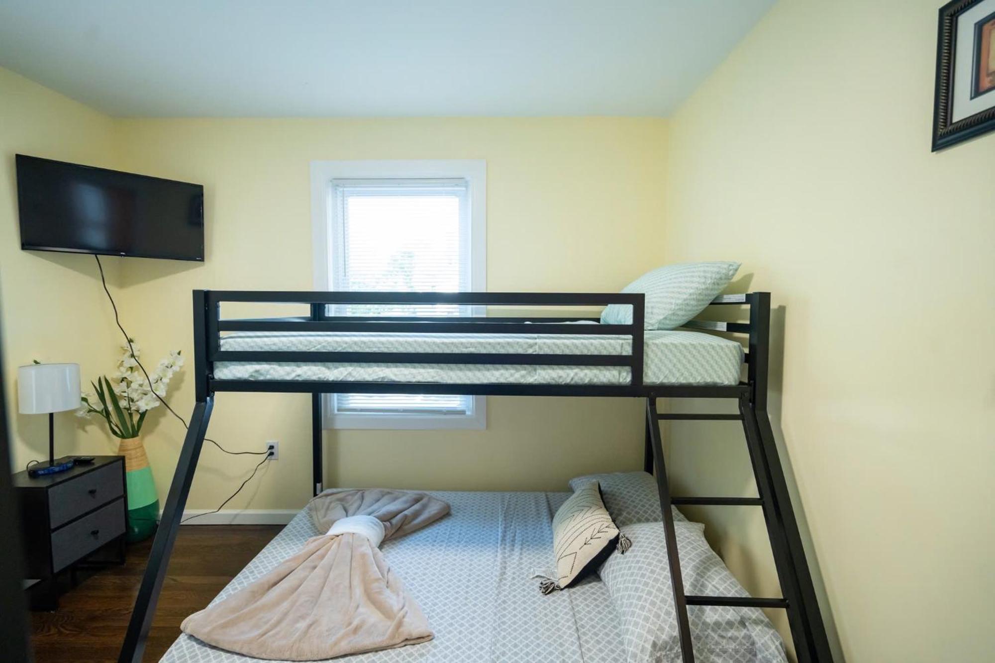 30-1 New! Full Comfort - Spacious 1St-Floor Apt Apartamento Boston