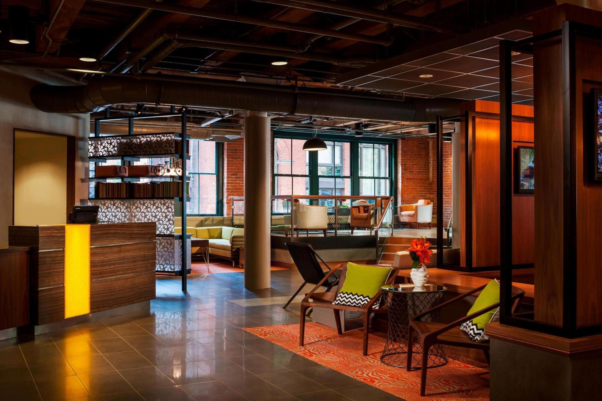 By Marriott Downtown Seaport Hotel 3*