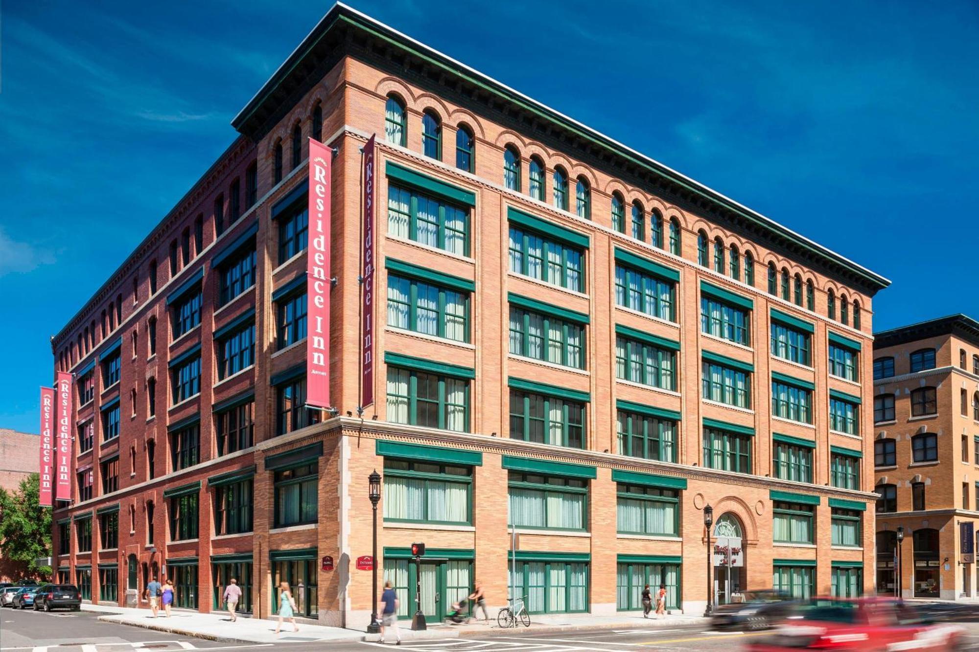 By Marriott Downtown Seaport 3*