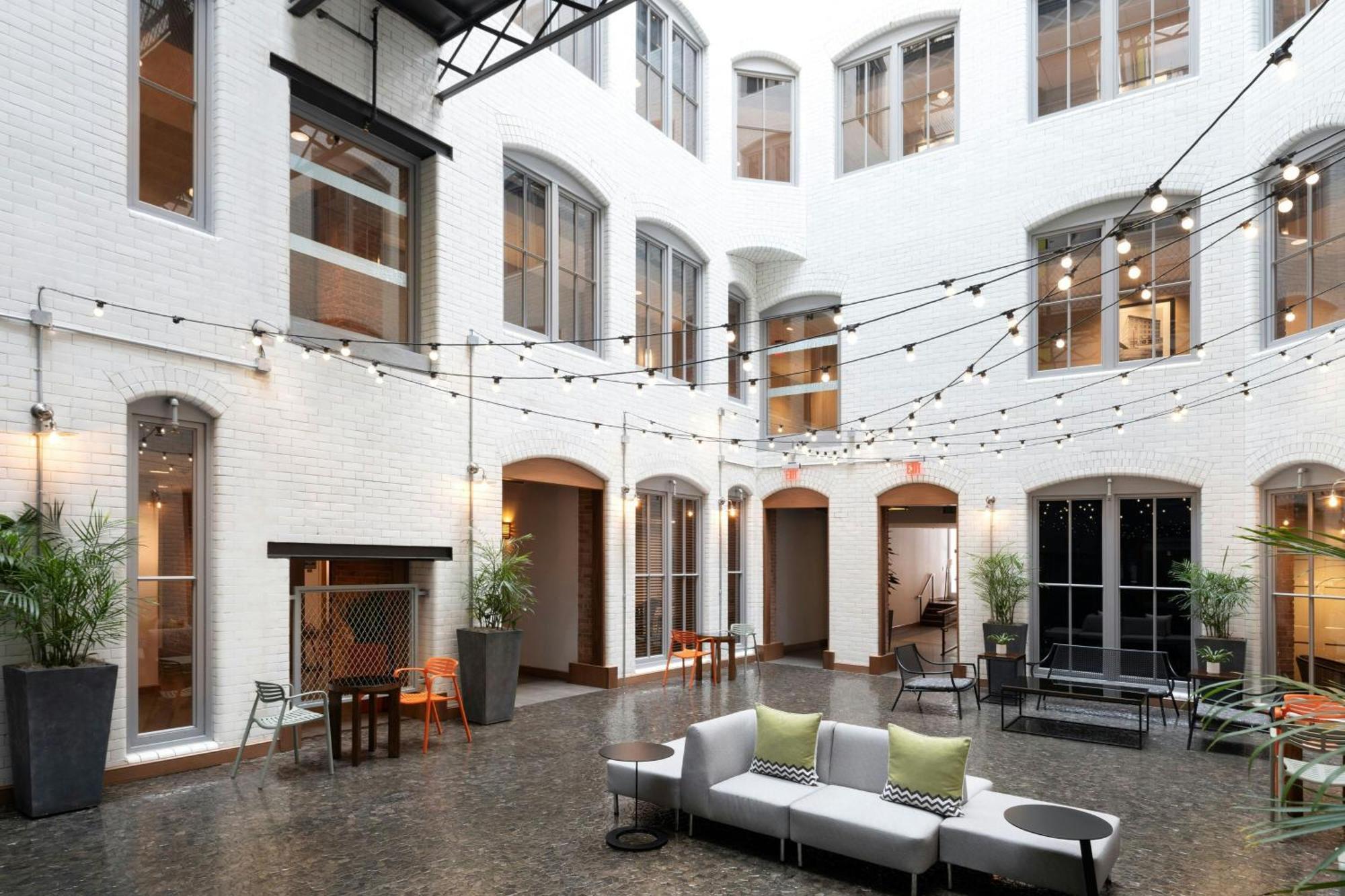 By Marriott Downtown Seaport