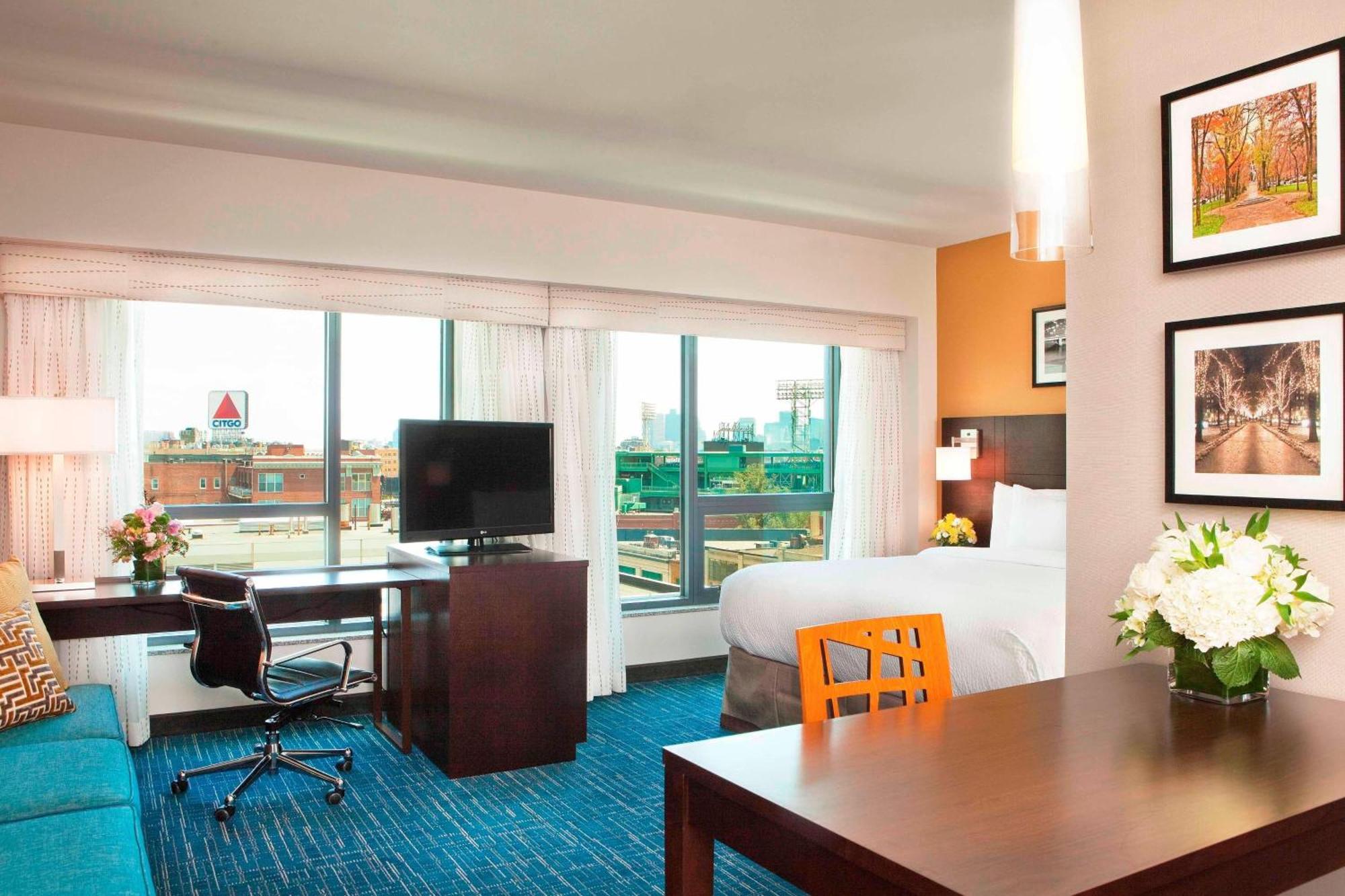By Marriott Back Bay/fenway Hotel