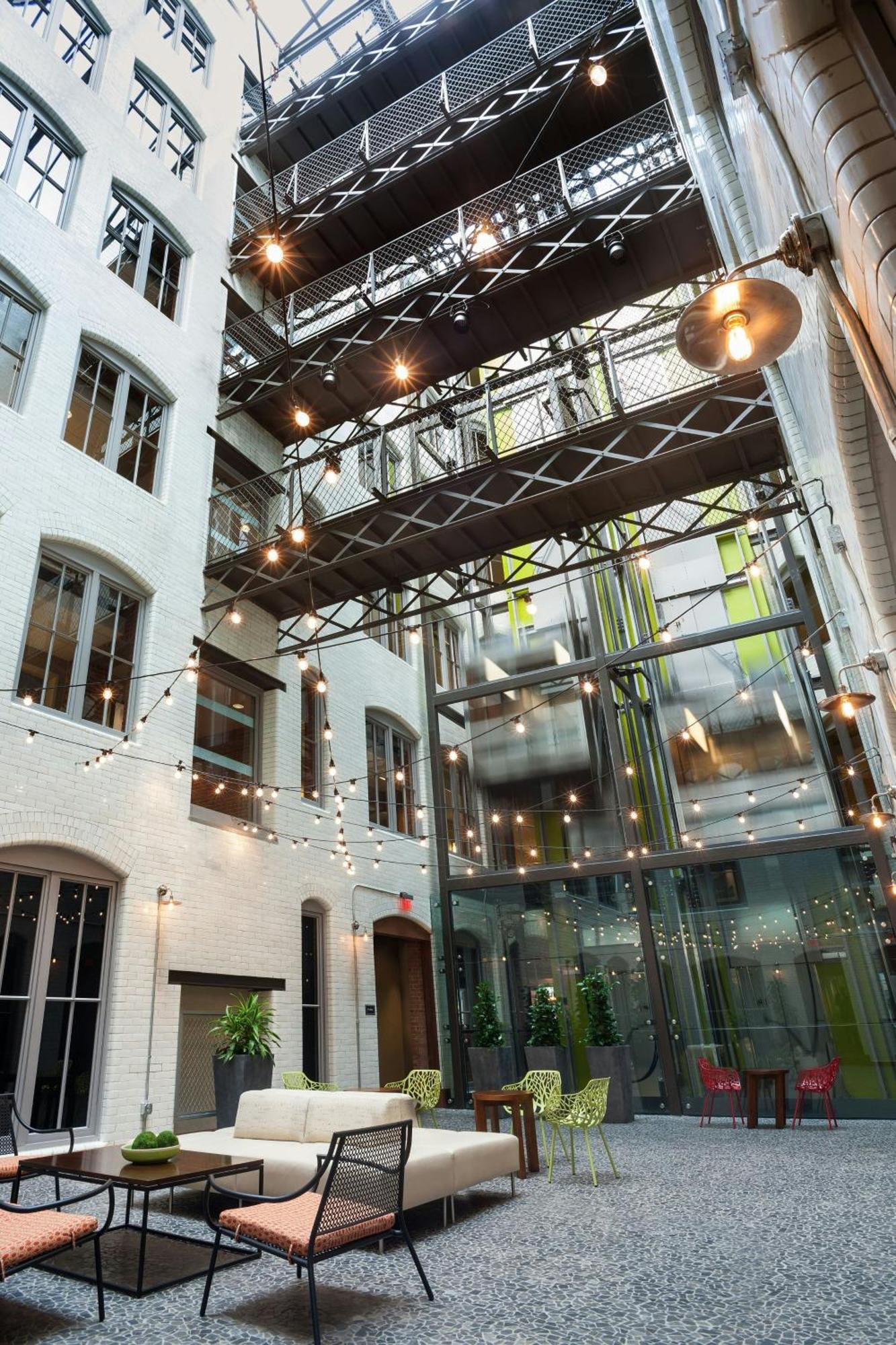 By Marriott Downtown Seaport