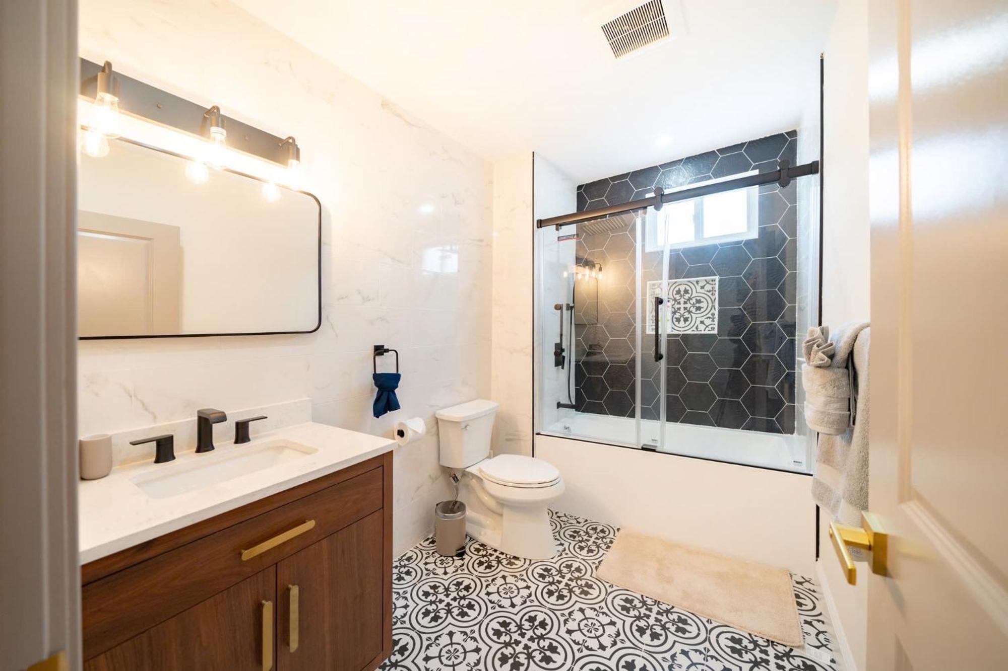 82 Newly Renovated, Luxury In