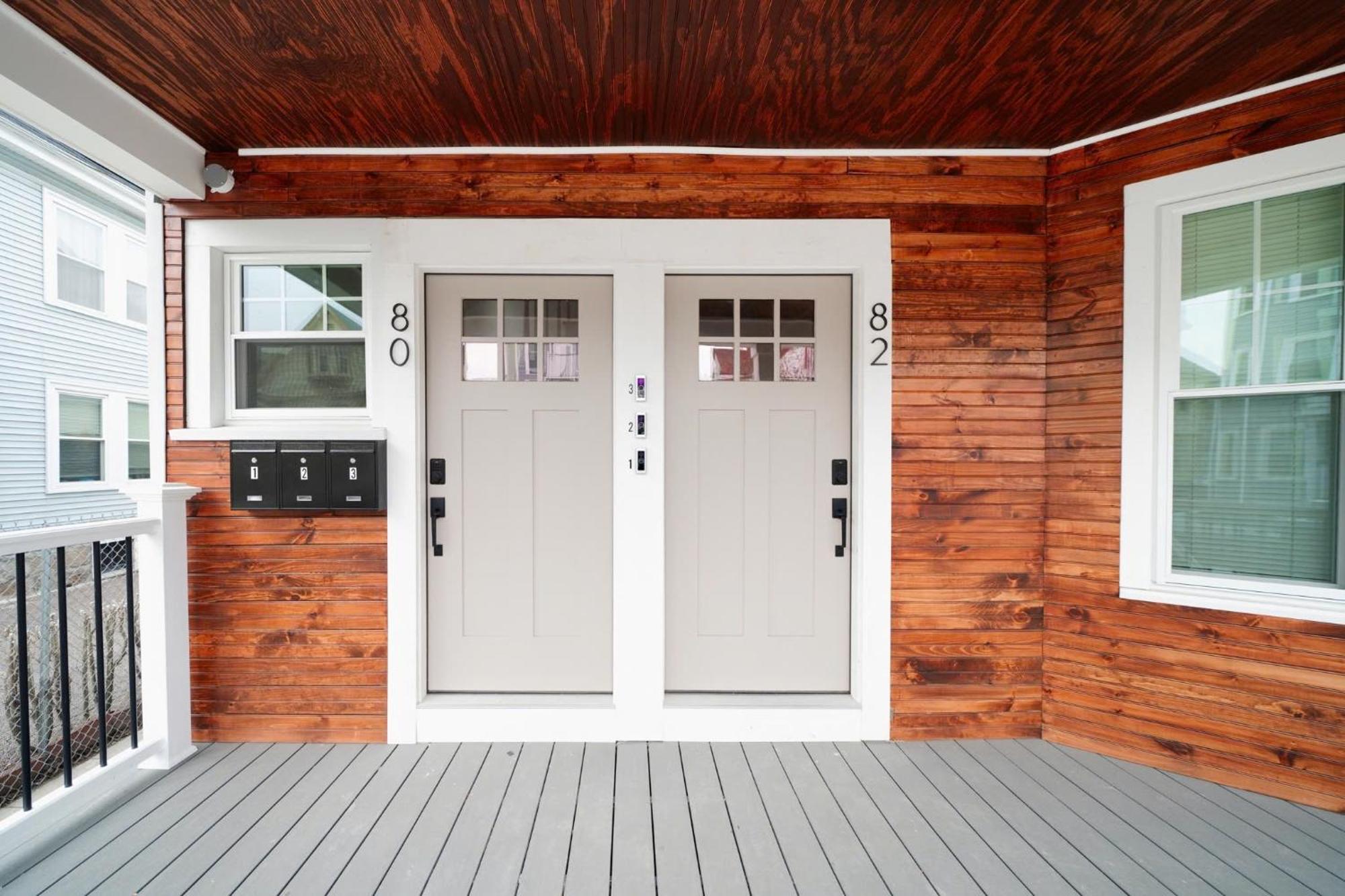 Apartment 82 Newly Renovated, Luxury In