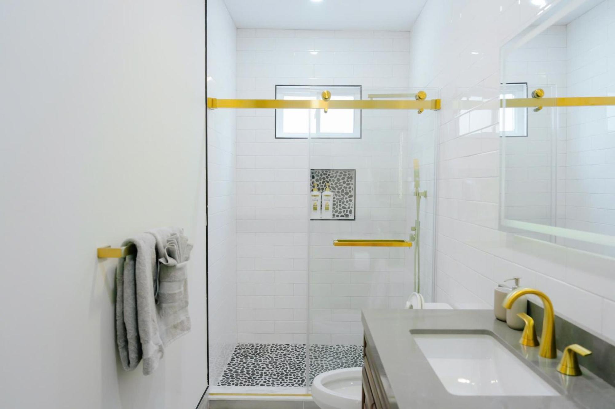 82 Newly Renovated, Luxury In