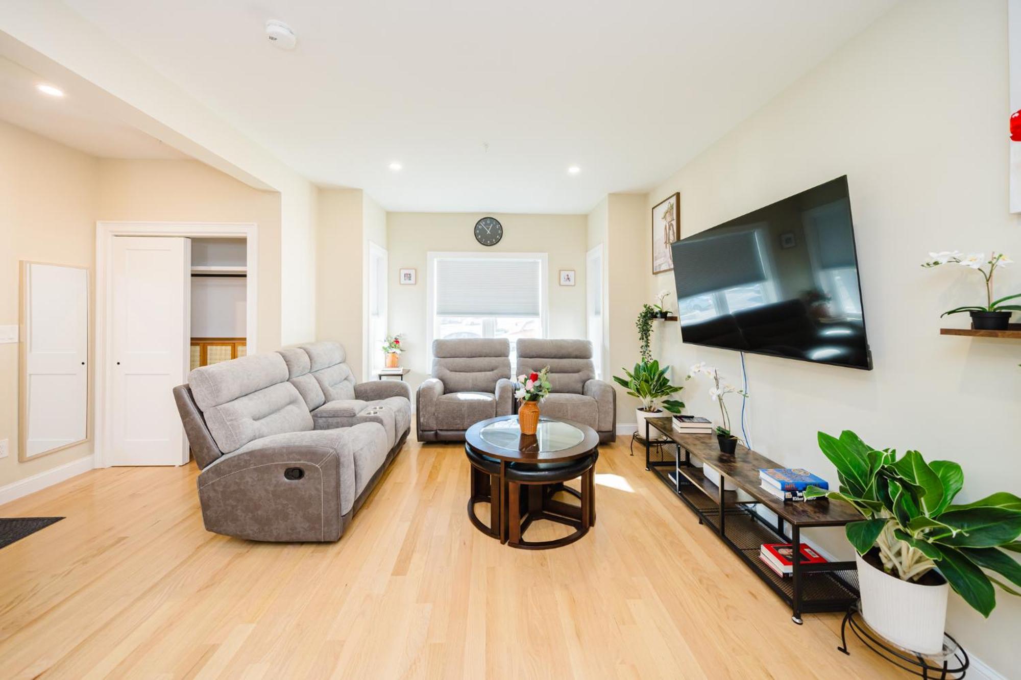 60-1 New Renovated Apartment Apartment *
