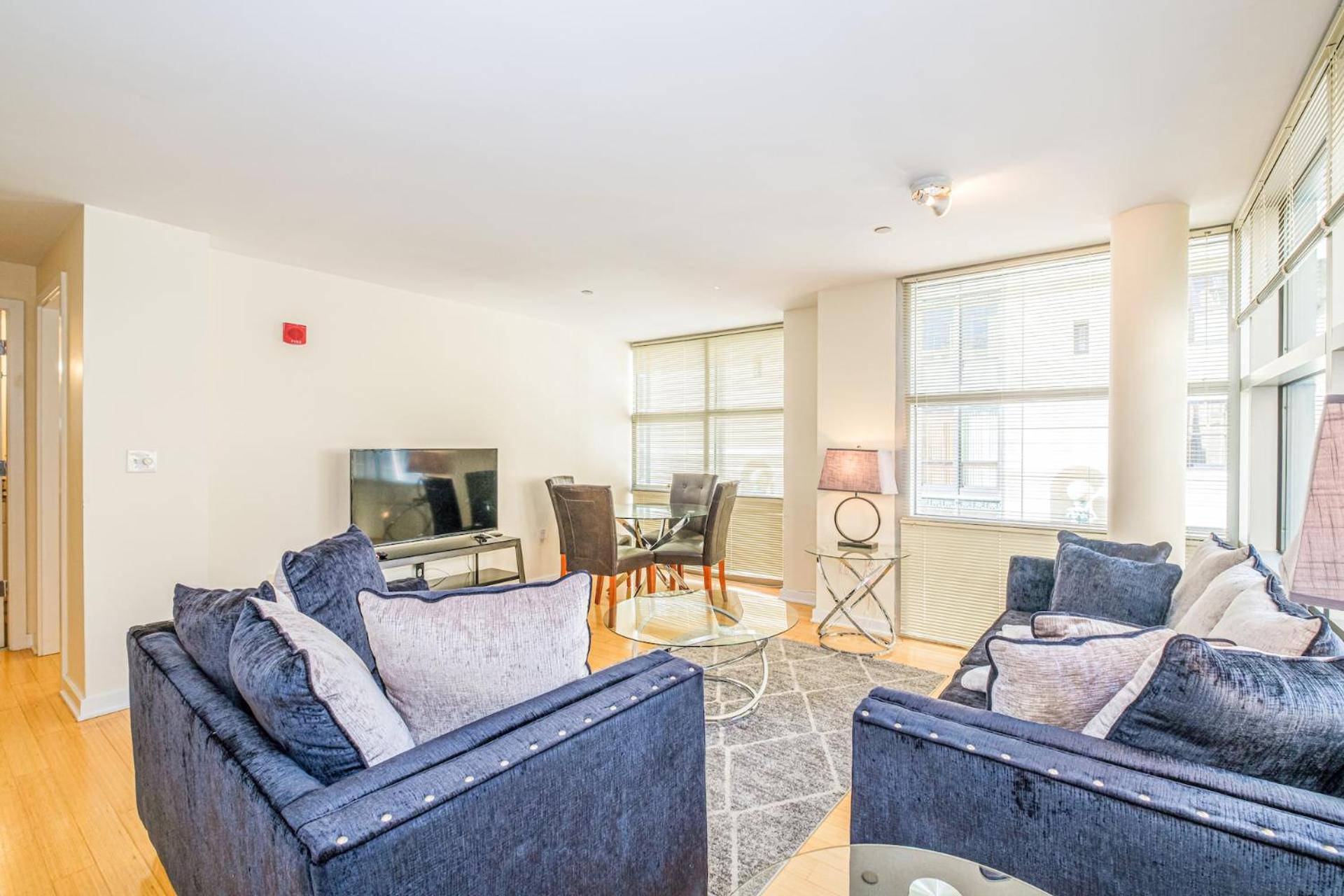 Furnished In Downtown Apartamento