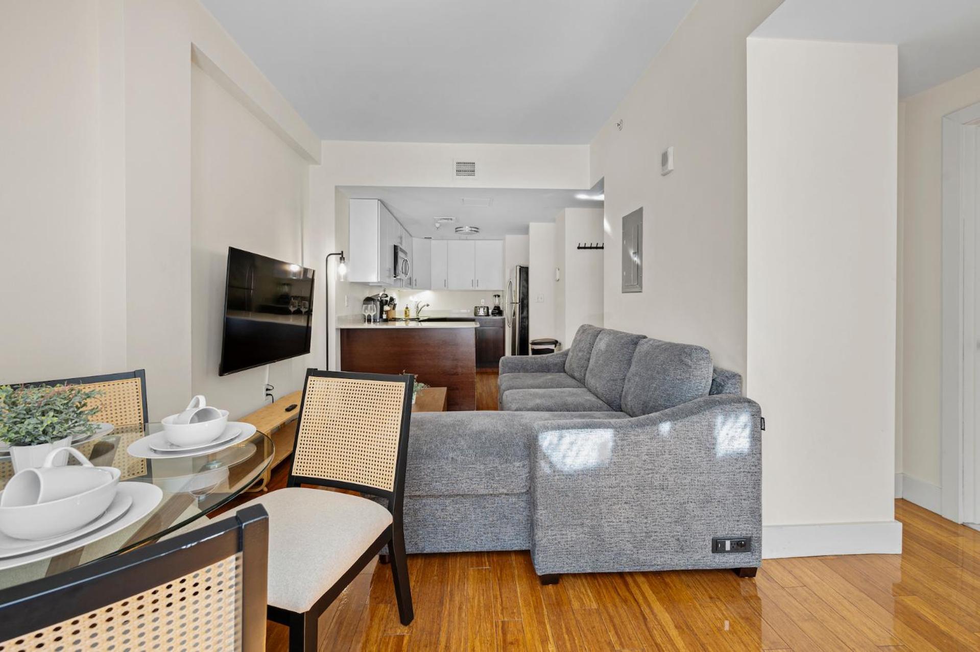 Apartment Furnished In Downtown