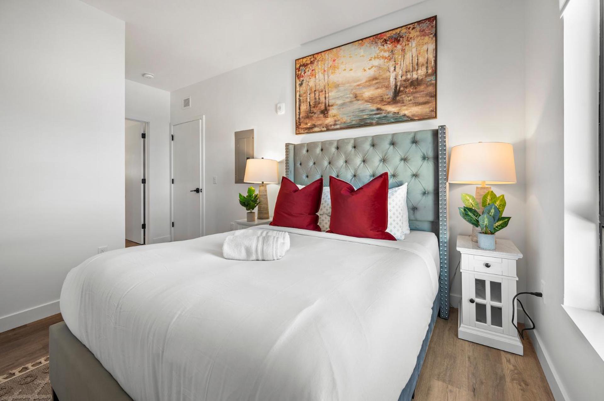 Luxury Furnished Near Logan Airport Apartment