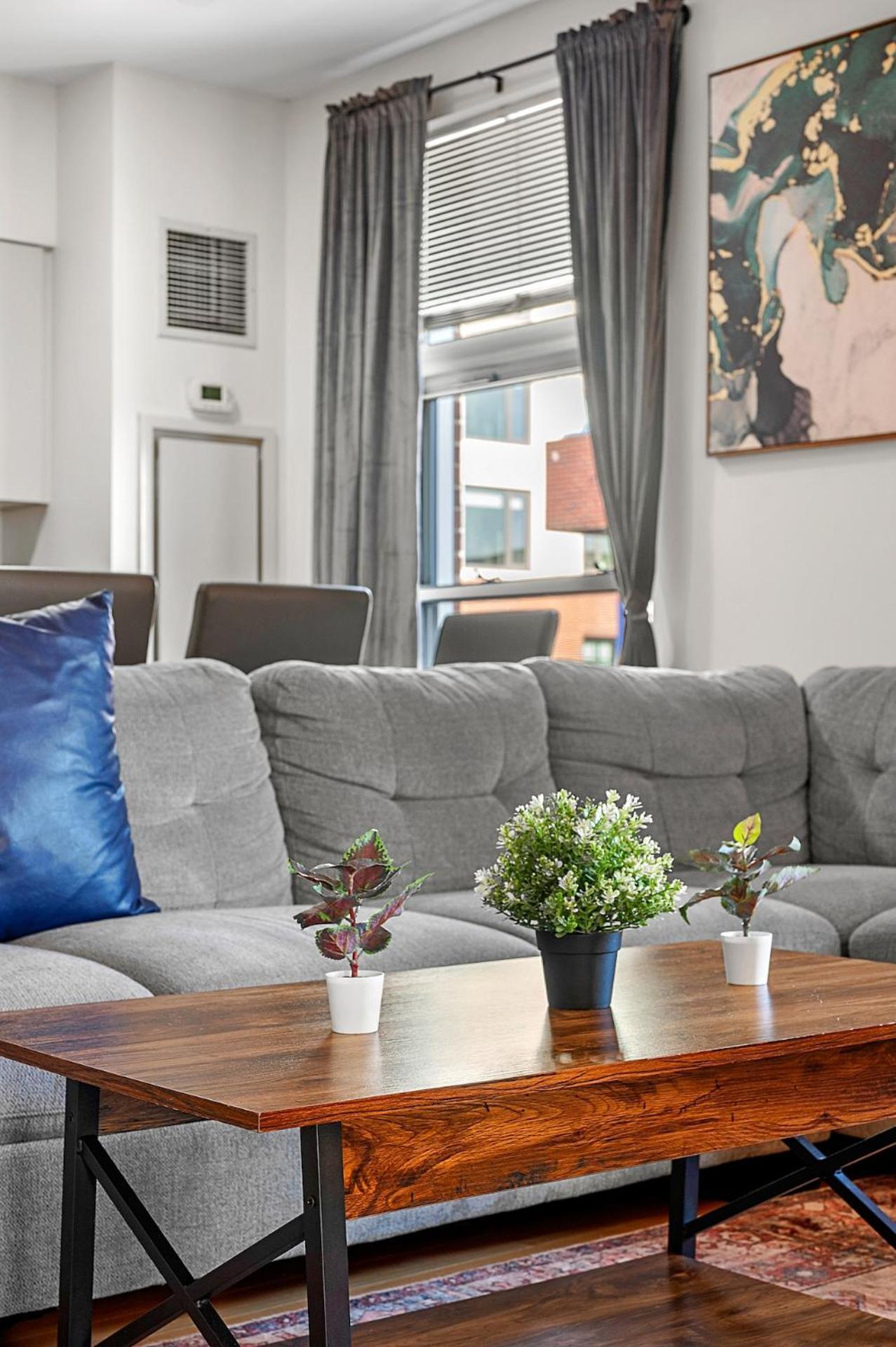 Beautiful 2br In Southend