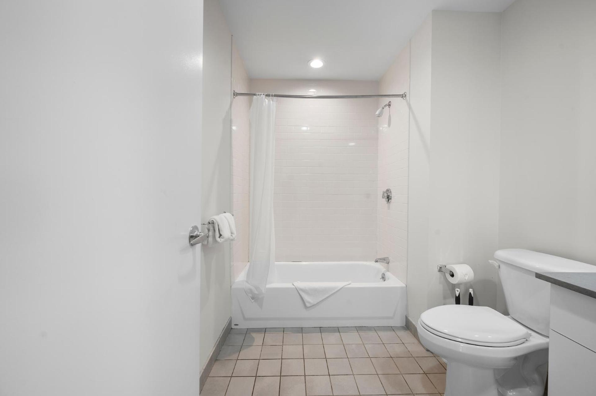 Apartment Beautiful 2br In Southend Boston