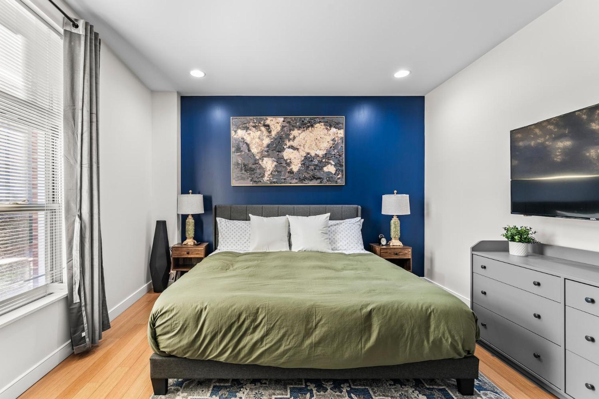 Beautiful 2br In Southend Apartment