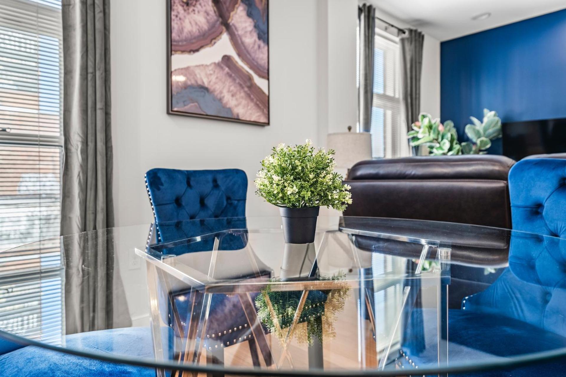 Beautiful 2br In Southend Apartment