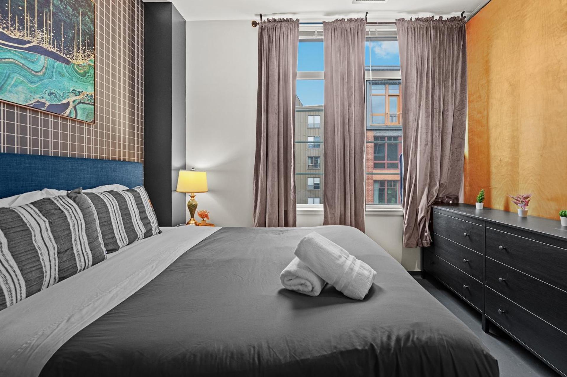 Apartment Furnished Loft Style In Southend Boston