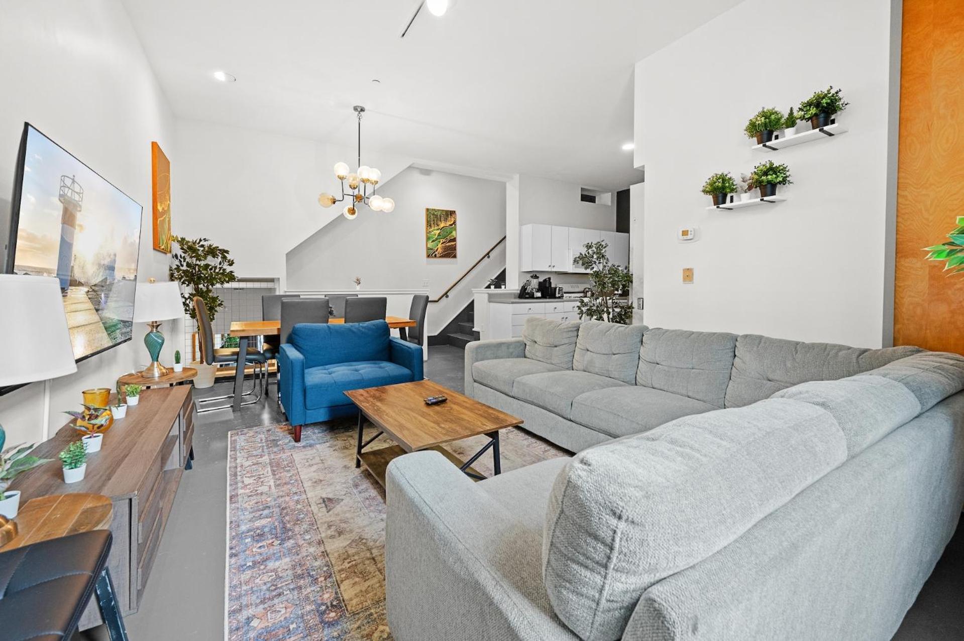 Apartment Furnished Loft Style In Southend Boston