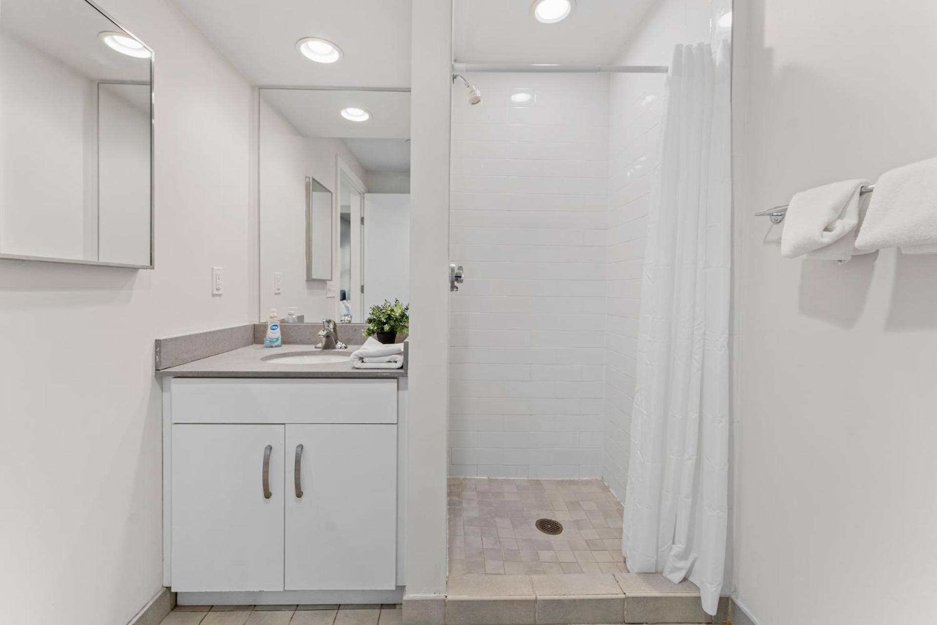 Beautiful 2br In Southend Apartment Boston