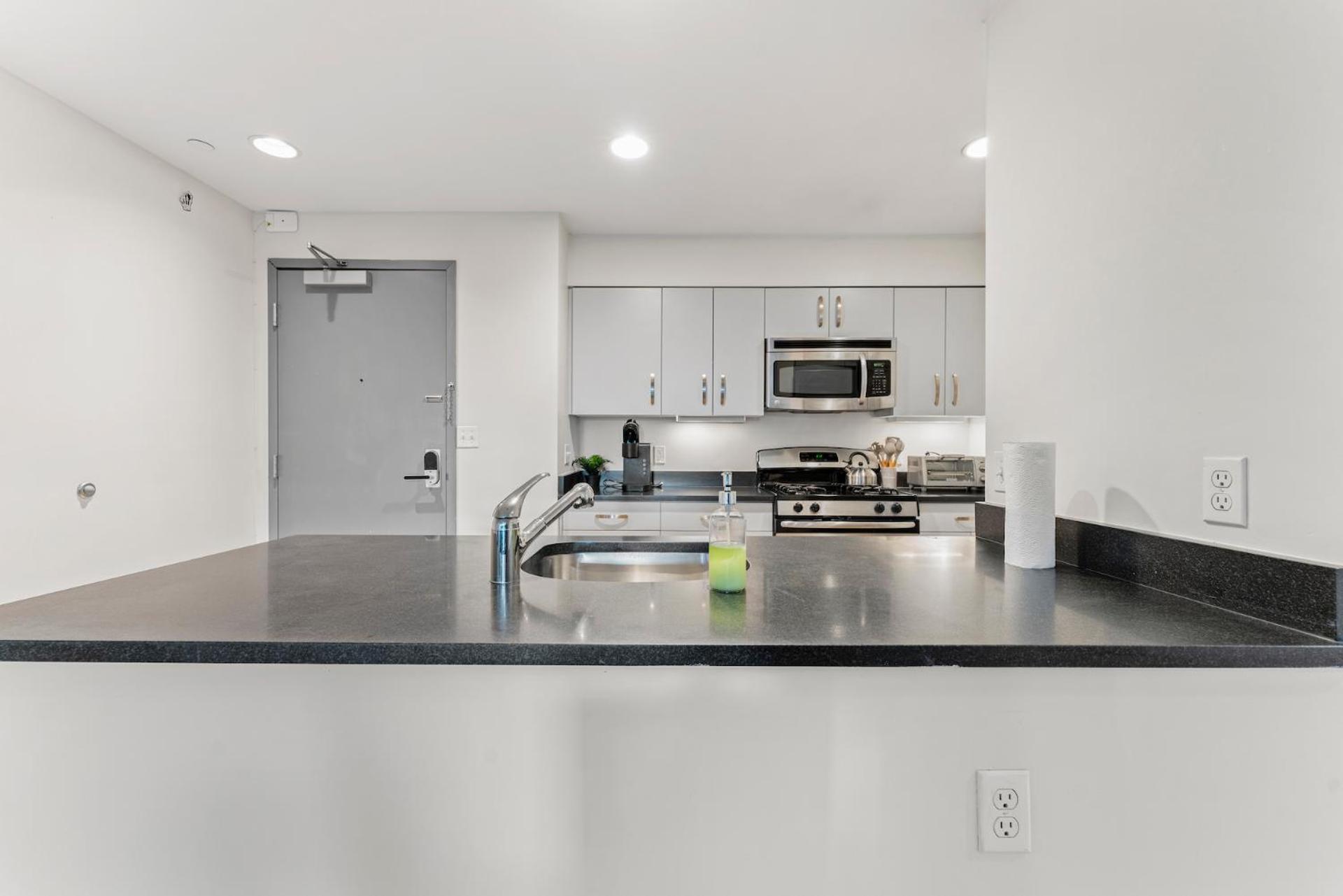 Apartment Beautiful 2br In Southend
