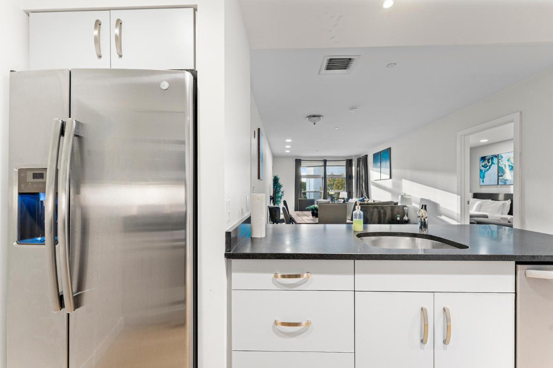 Beautiful 2br In Southend Apartment Boston