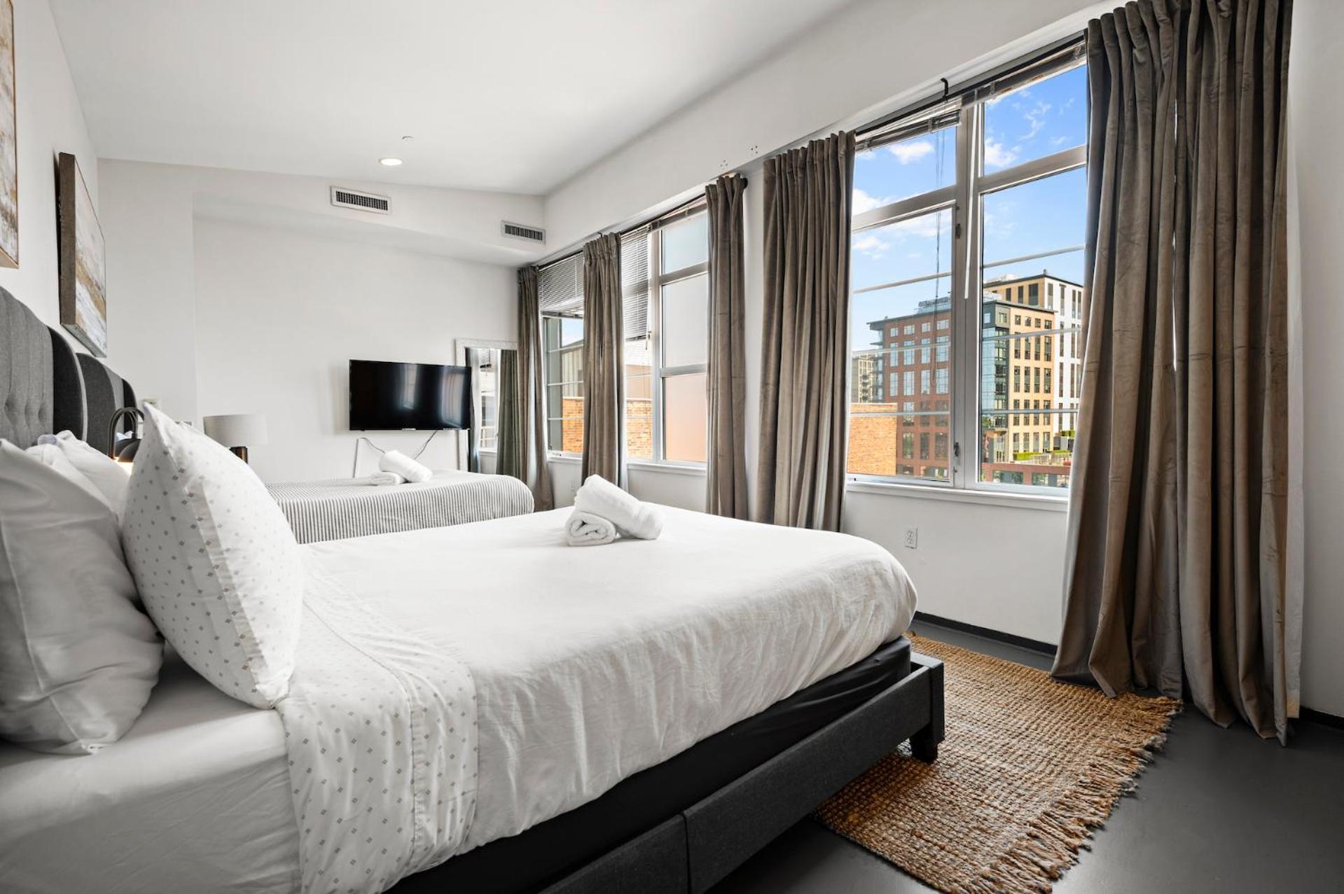 Furnished Loft Style In Southend