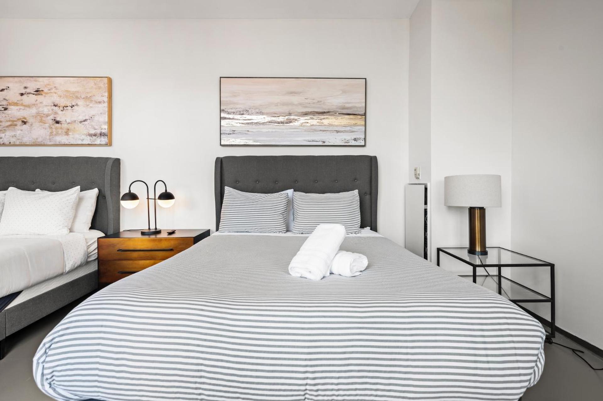 Furnished Loft Style In Southend Apartment