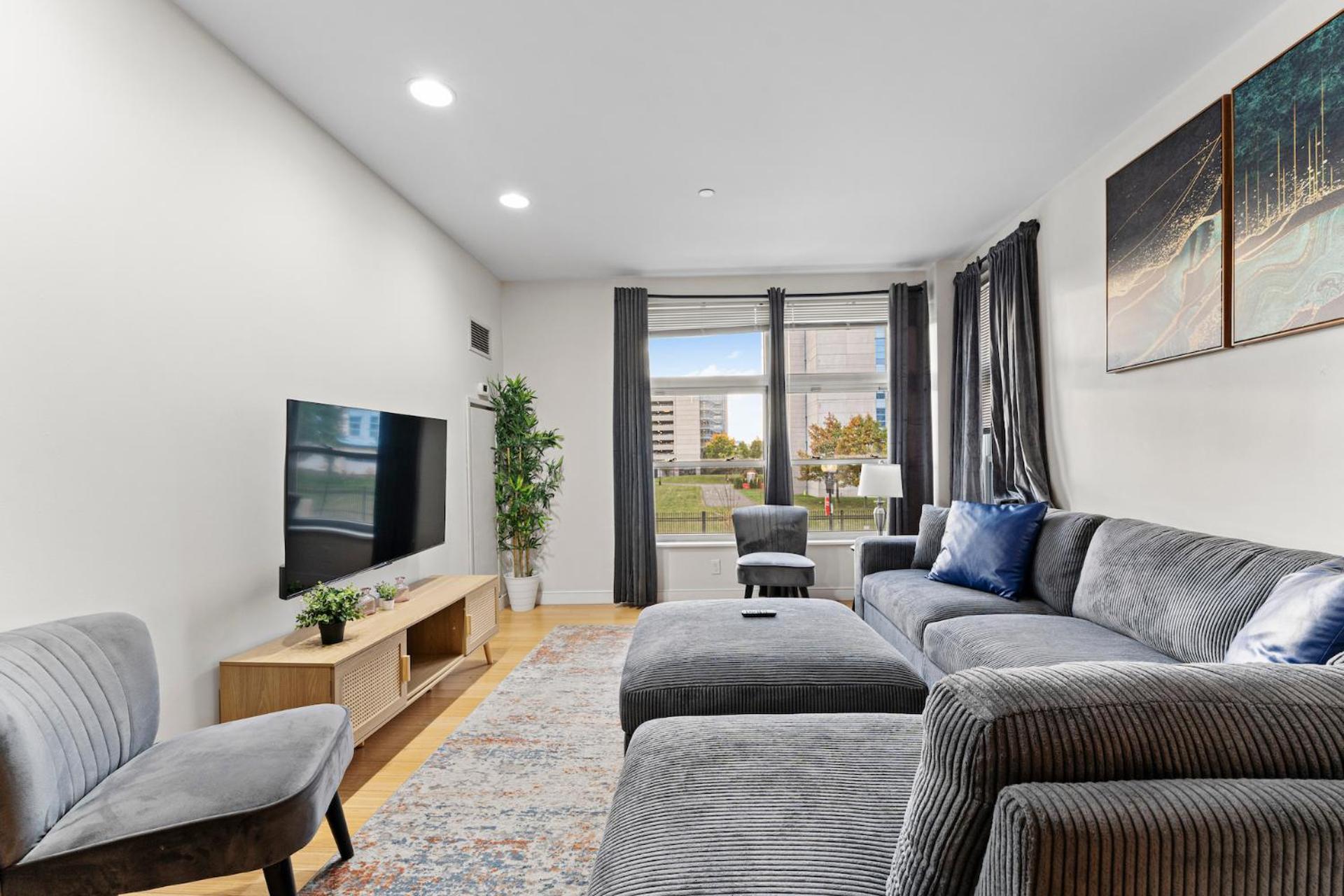 Beautiful 2br In Southend Boston