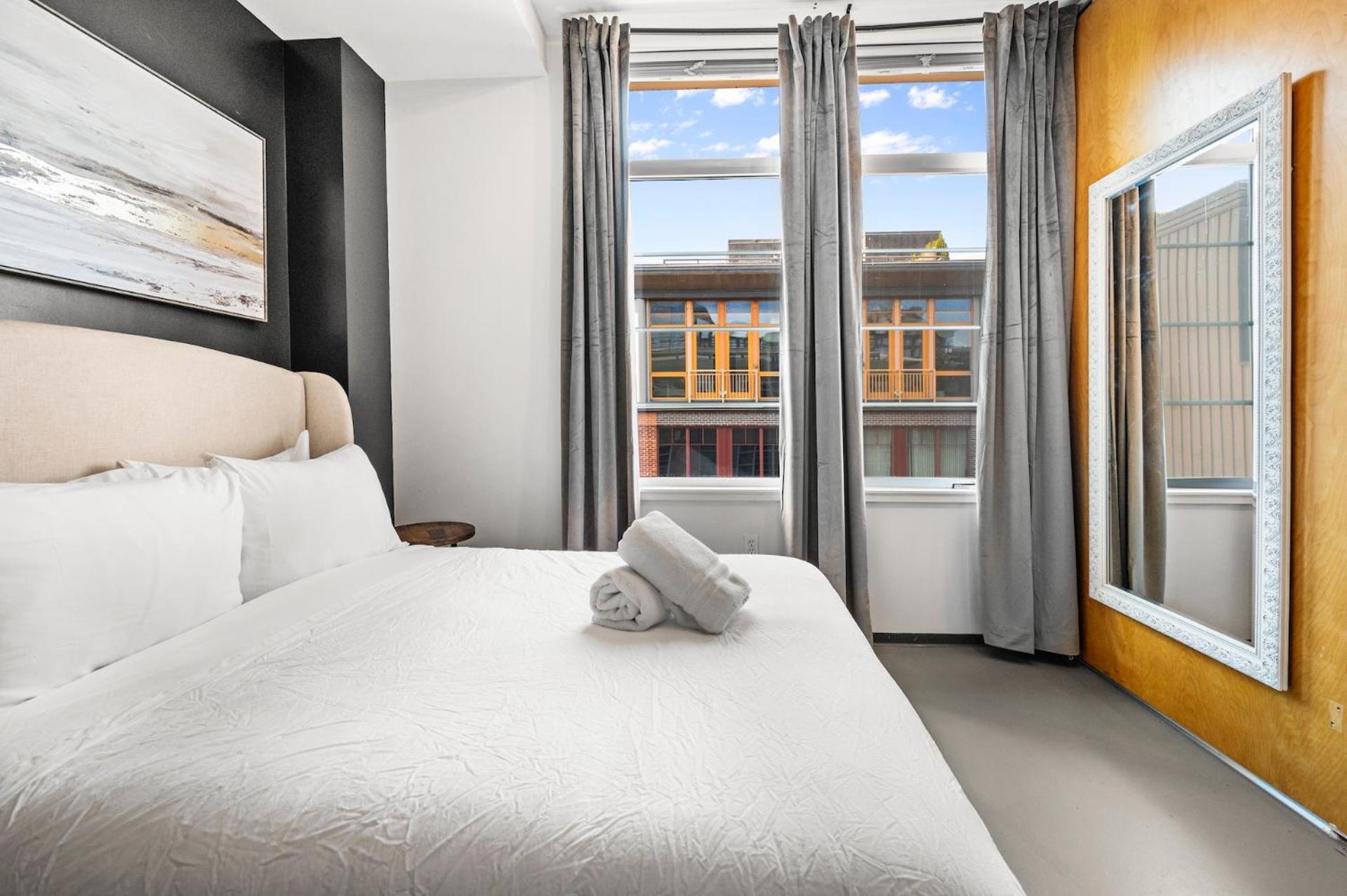 Furnished Loft Style In Southend Apartment Boston