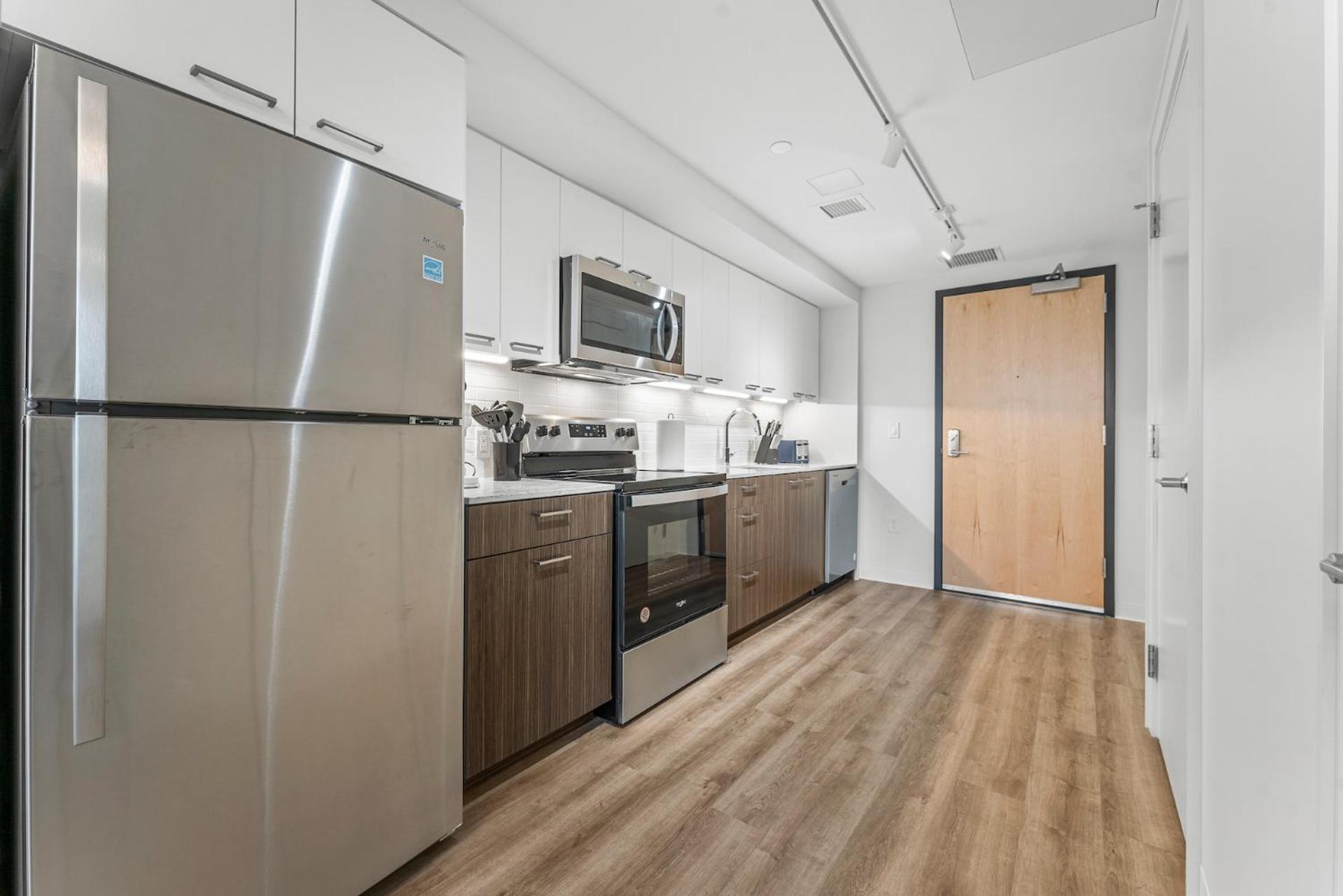 Apartment Furnished Luxury Next To Harvard Stadium *