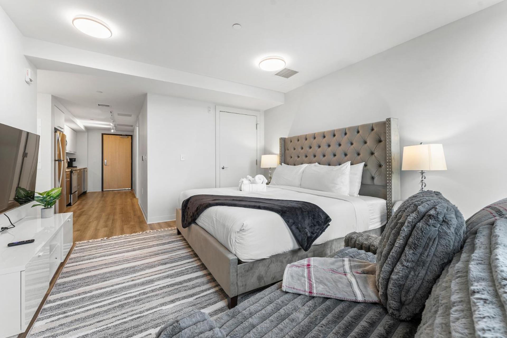 Apartment Furnished Luxury Next To Harvard Stadium