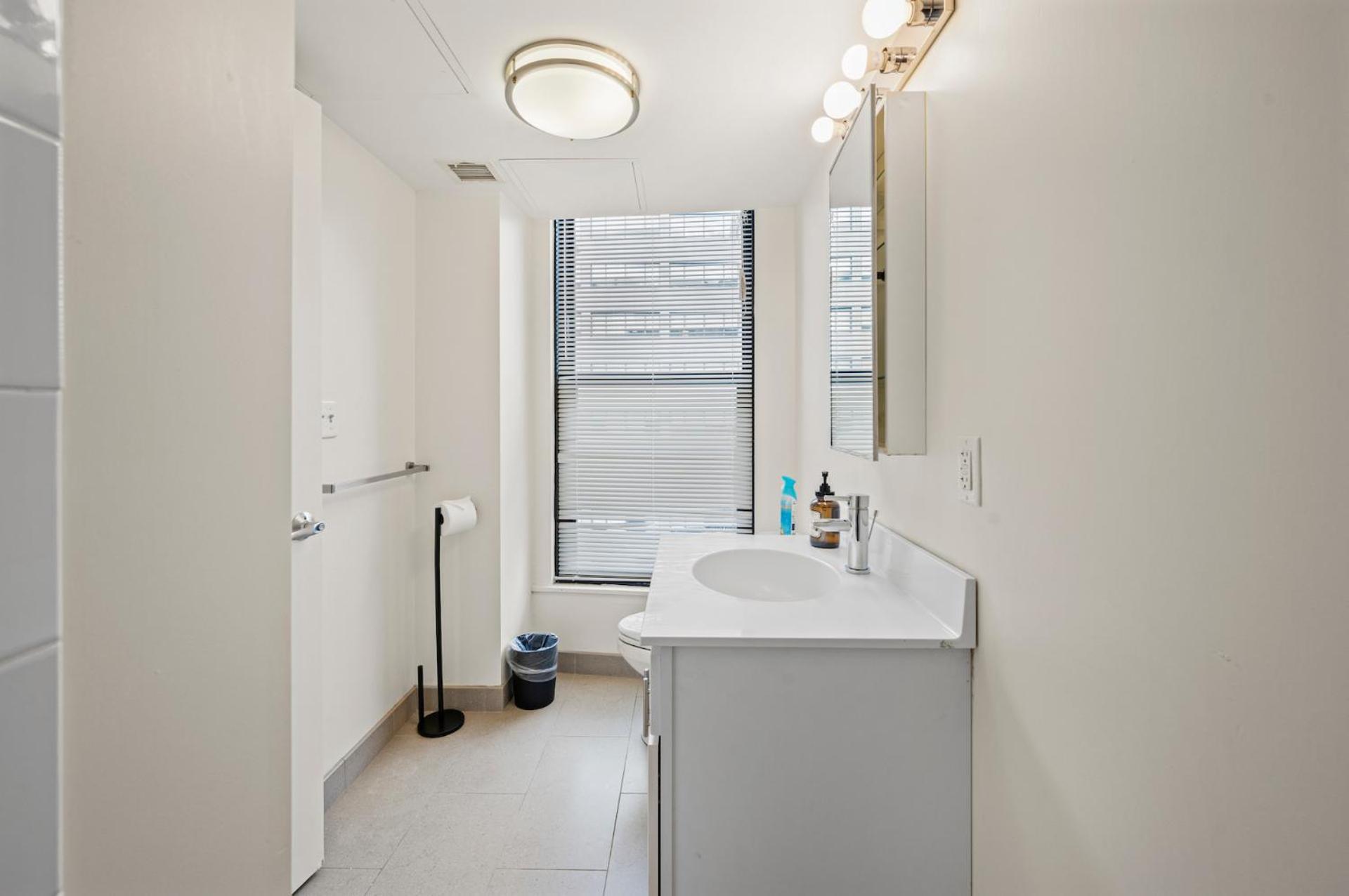 Furnished In Downtown Apartment