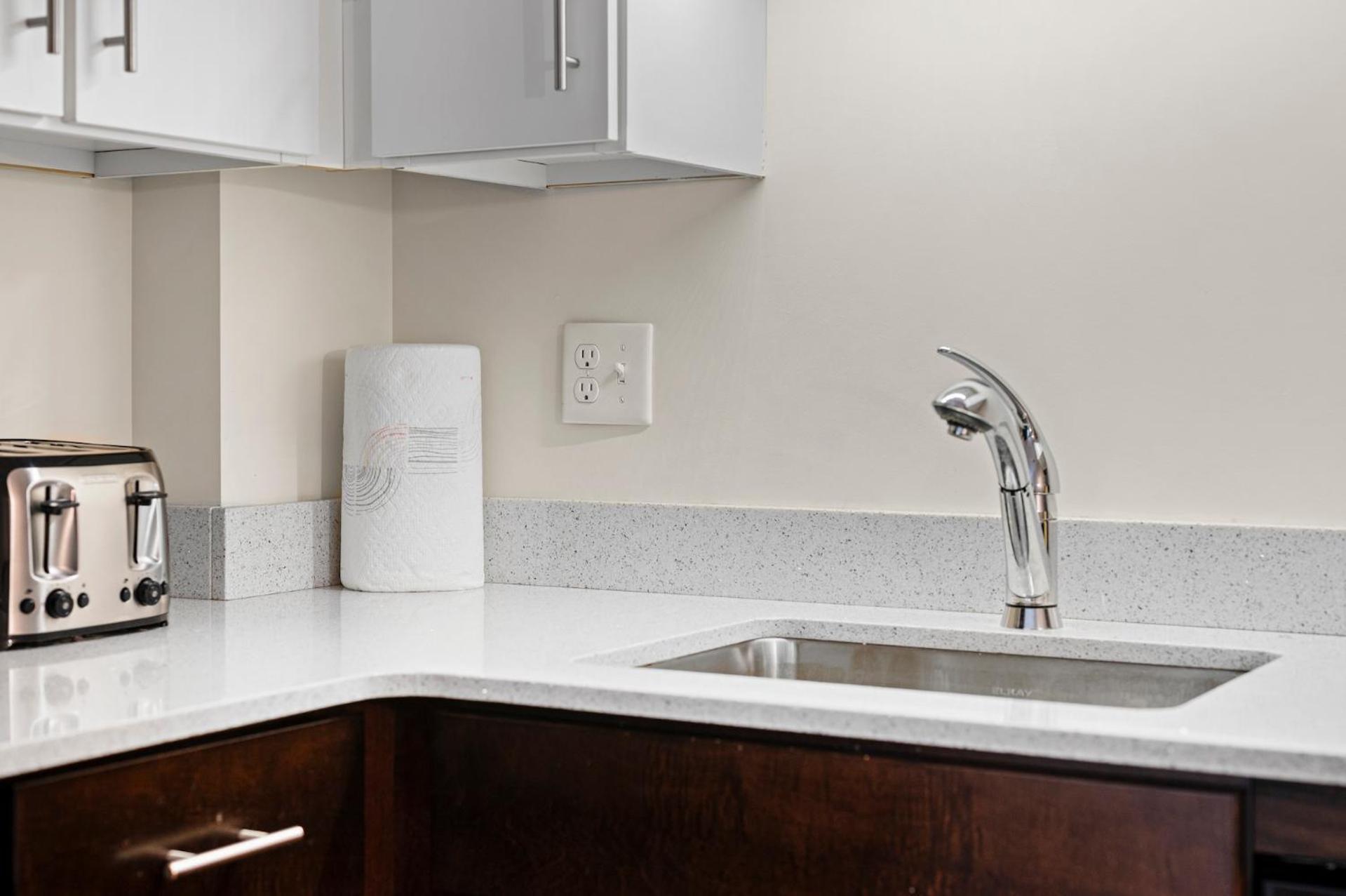 Furnished In Downtown Apartment *