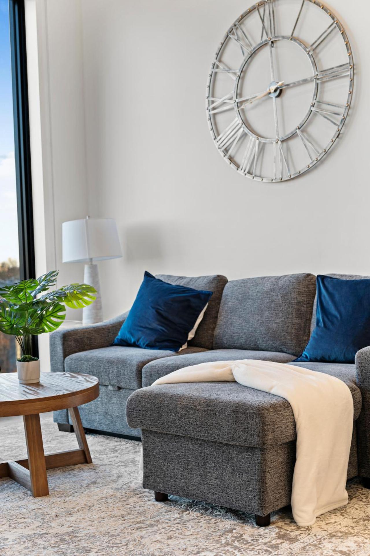 Apartment Luxury Furnished Near Logan Airport *
