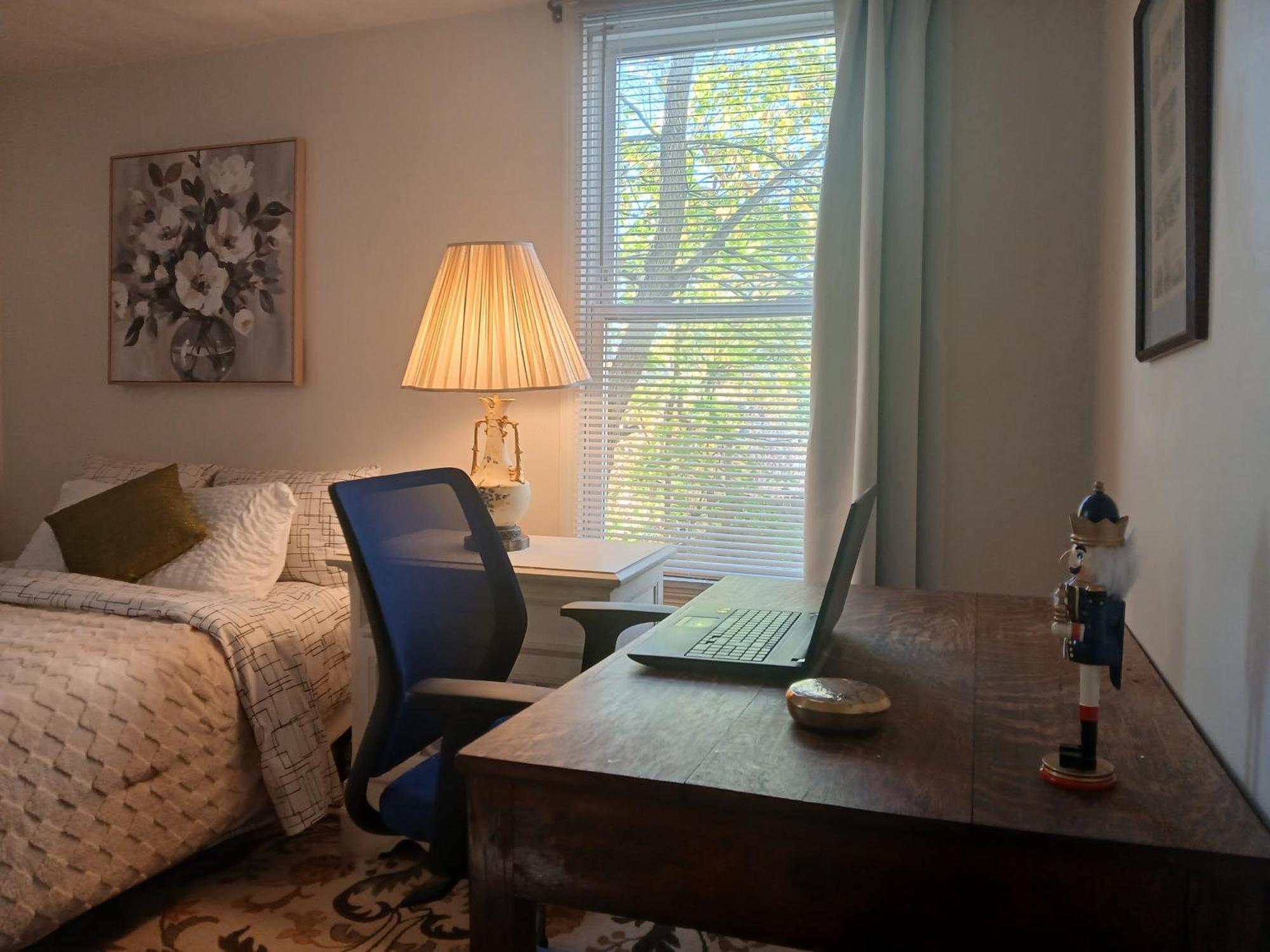 Skyline Homestay Boston