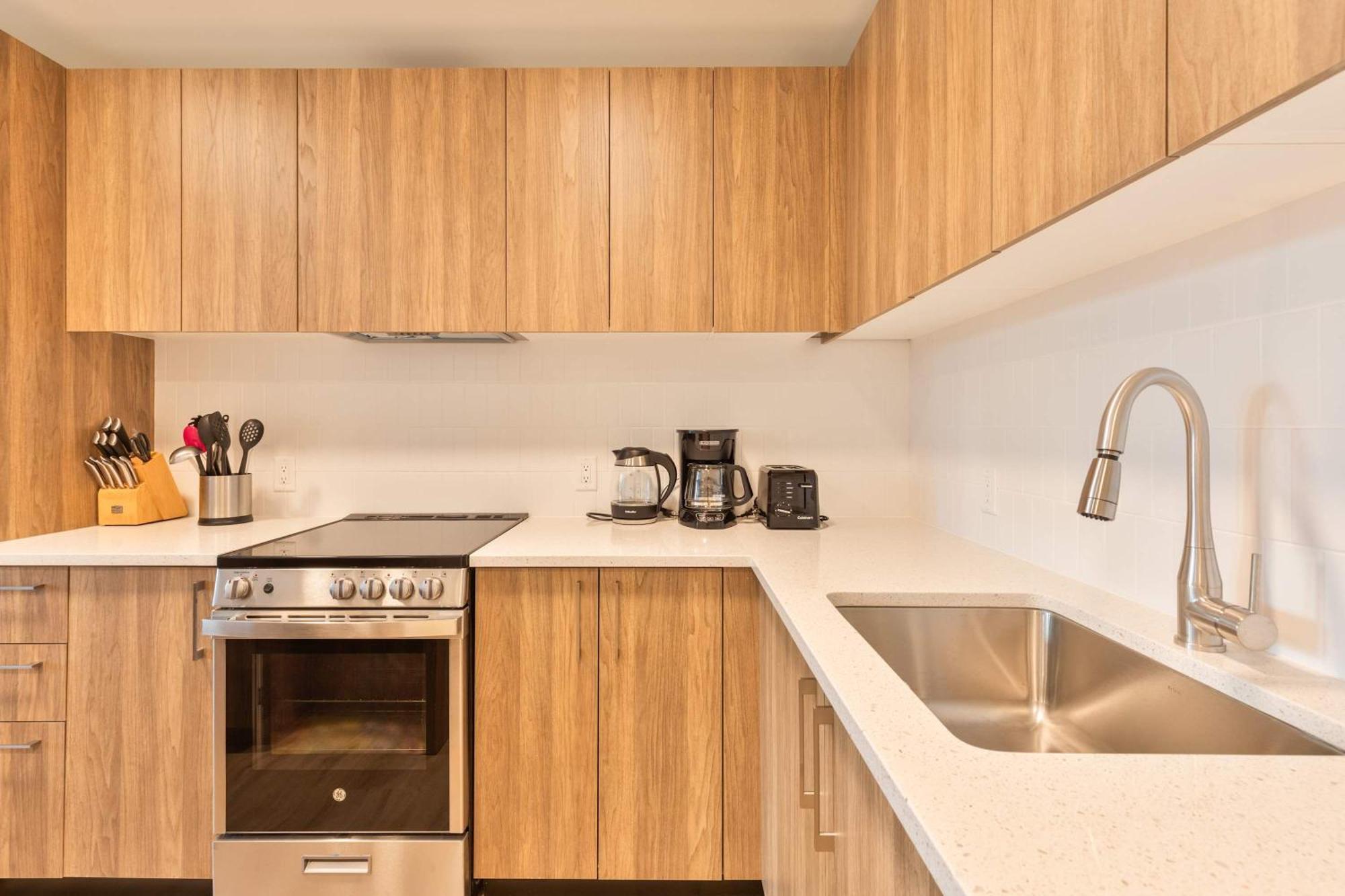 Gorgeous With Kitchen - Idl-424 *