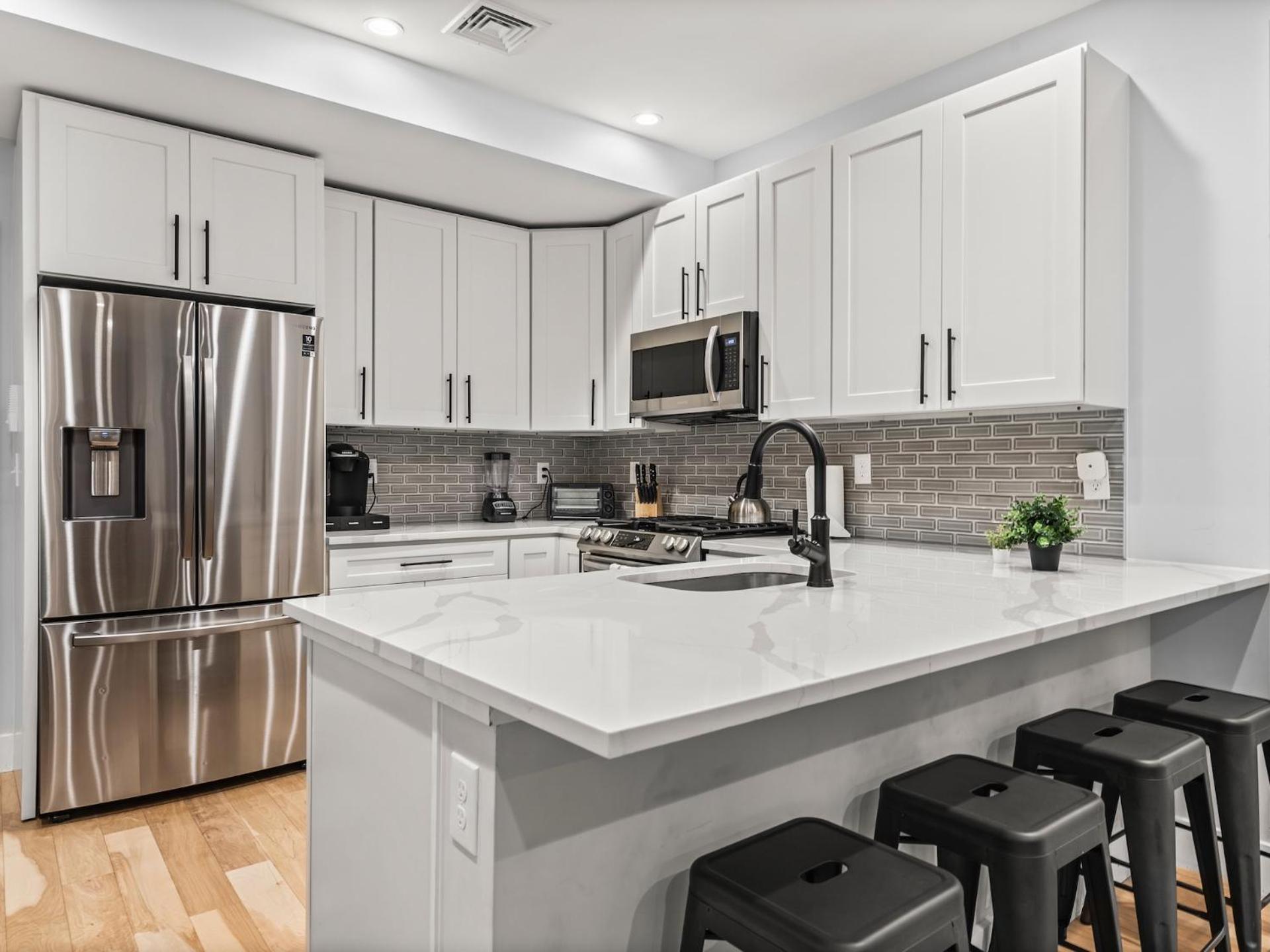Furnished Near Logan Airport Apartment