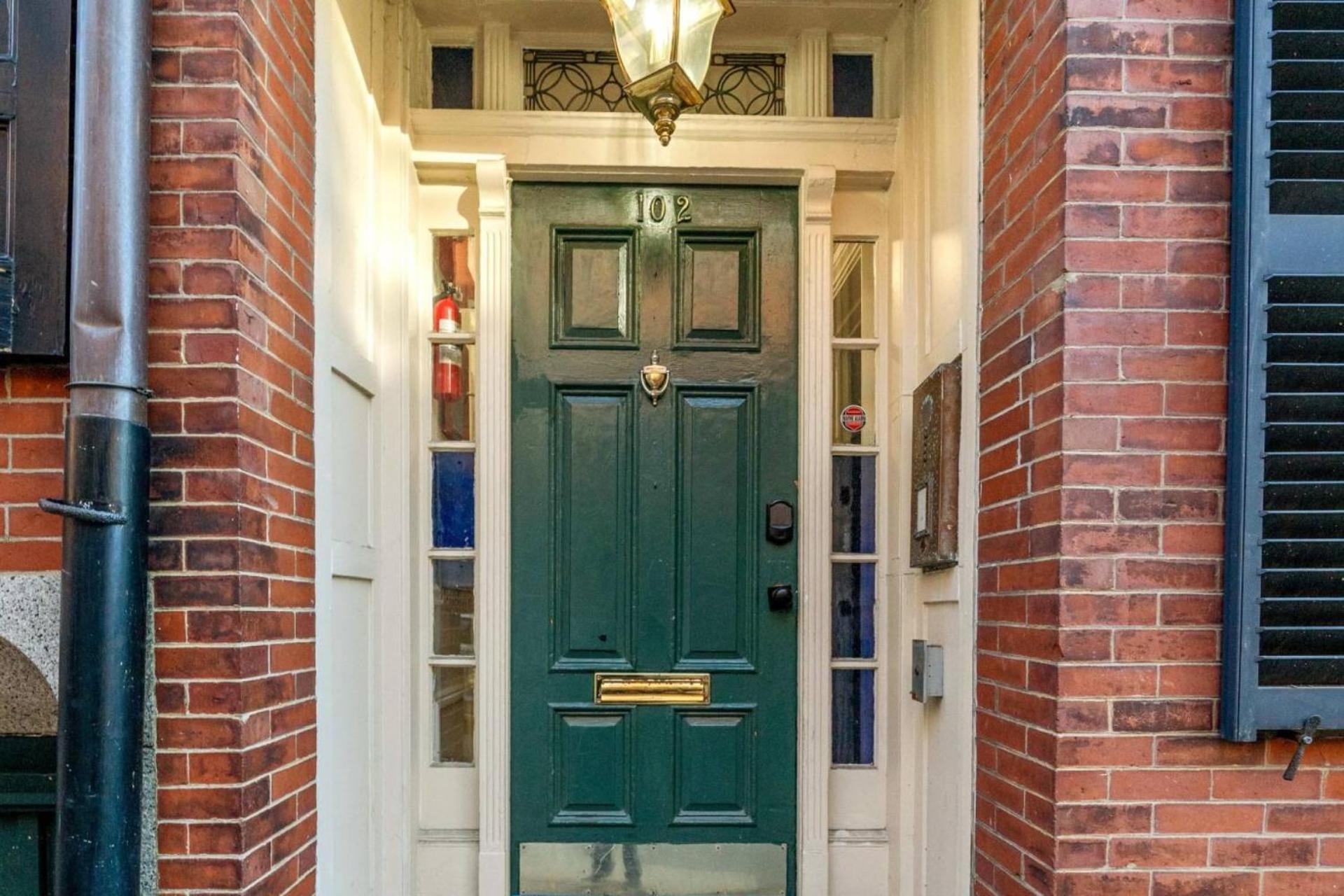 102 Revere Street, Unit 1 Beacon Hill Holiday home Boston