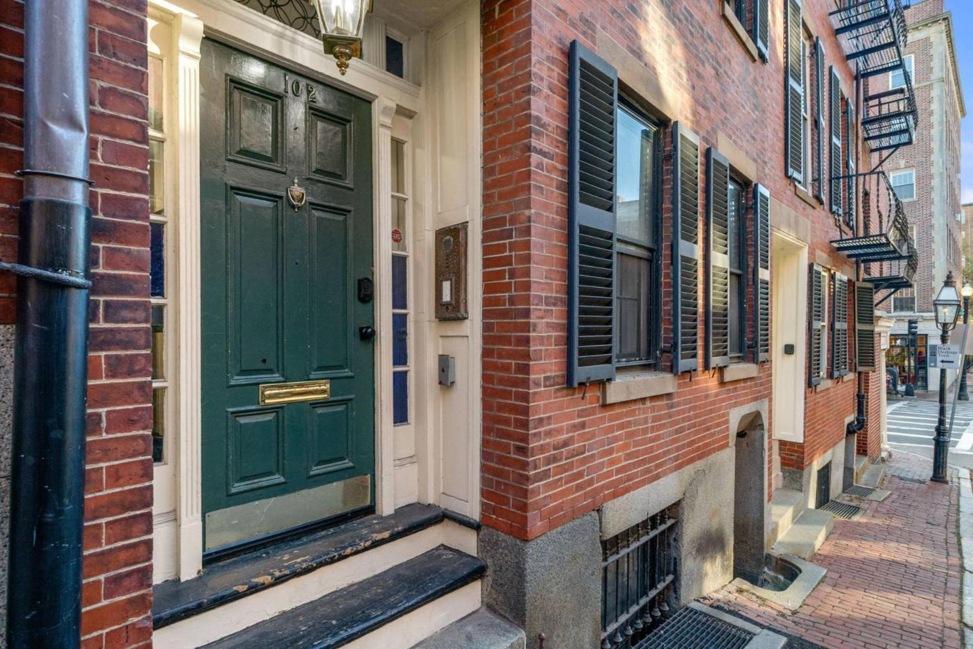 102 Revere Street, Unit 1 Beacon Hill * Boston
