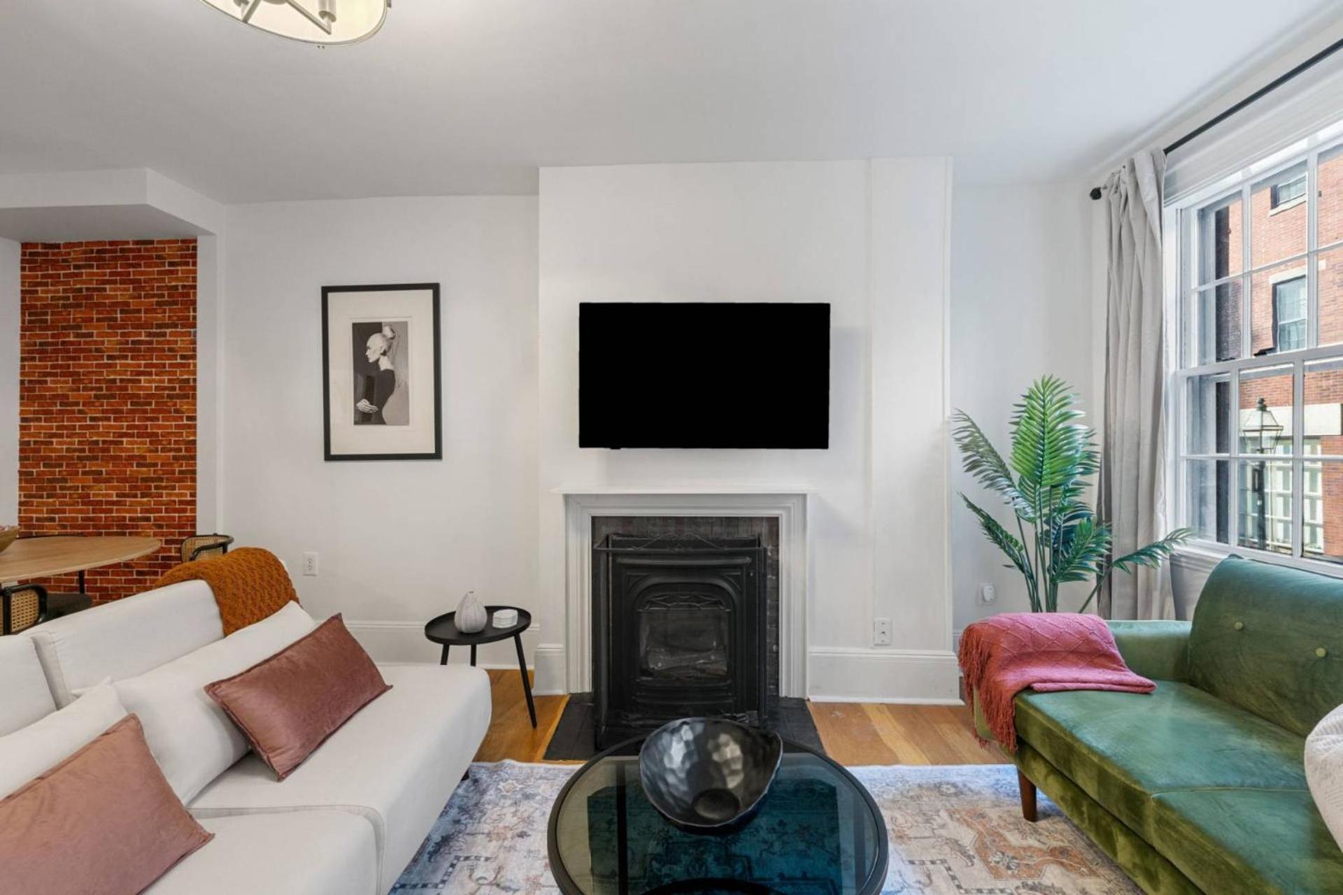 Holiday home 102 Revere Street, Unit 1 Beacon Hill Boston