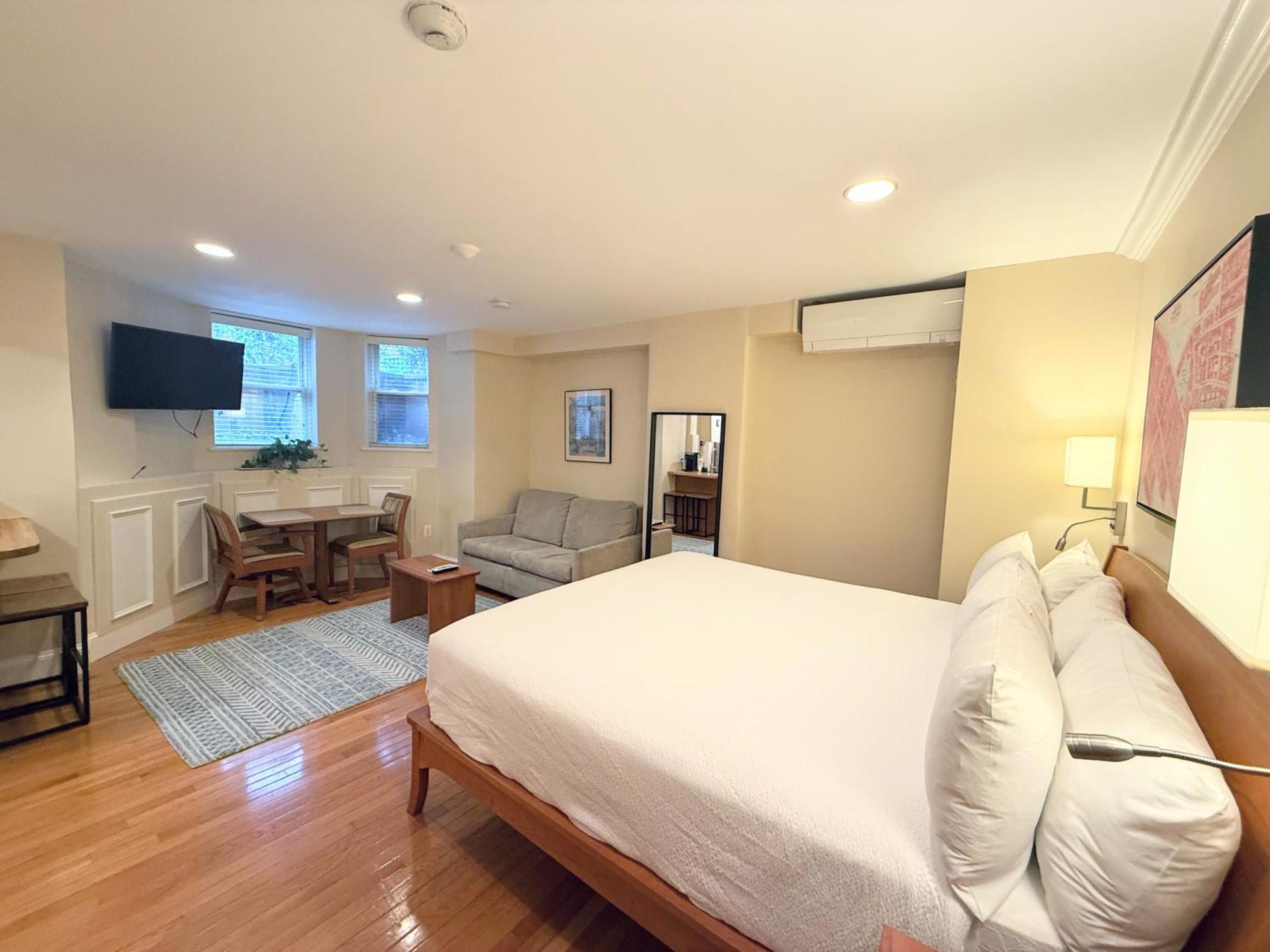 Inn Copley House