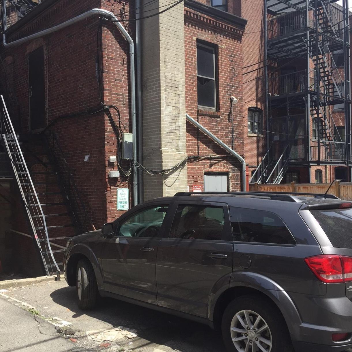 304 Newbury Street By Thatch * Boston