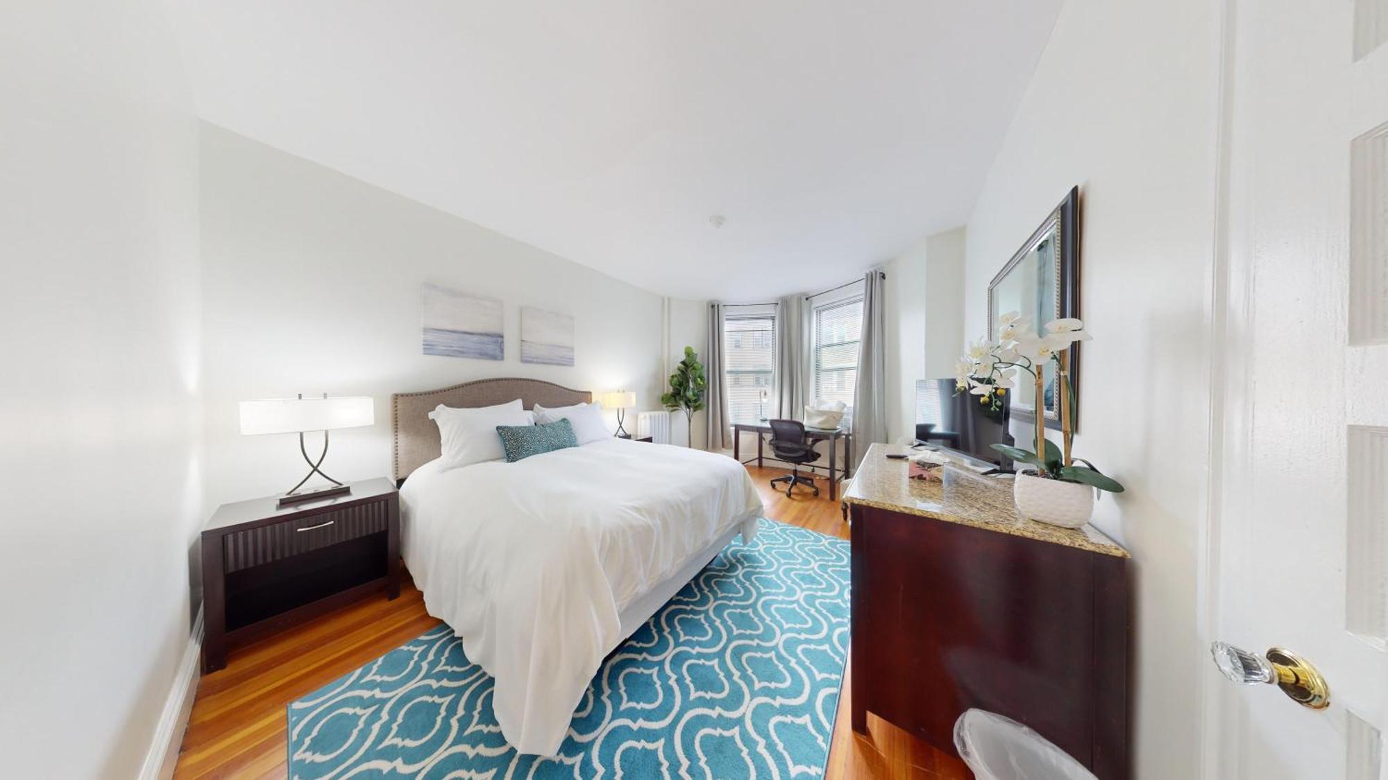 2br Retreat Near College & Longwood Apartment Boston