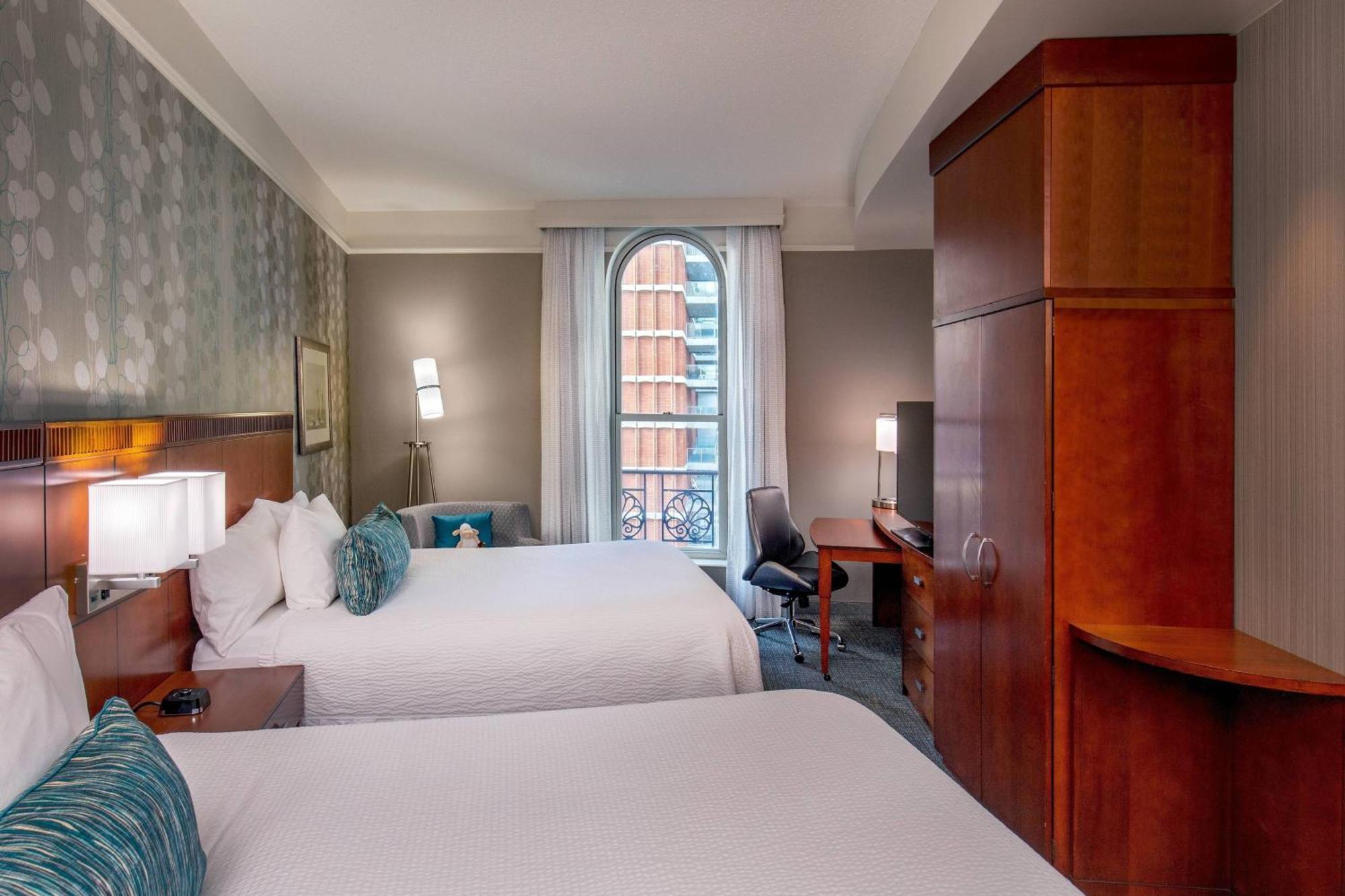 Courtyard Copley Square Hotel Boston