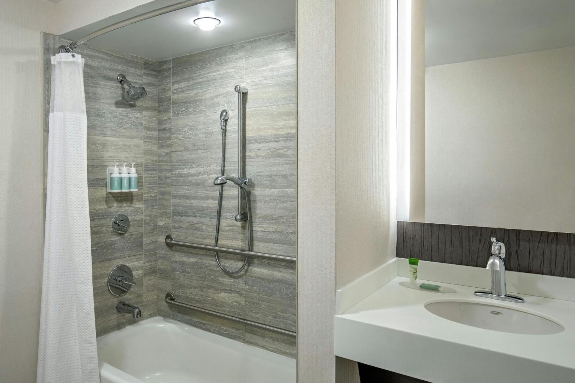 Hotel Courtyard By Marriott Downtown 4*